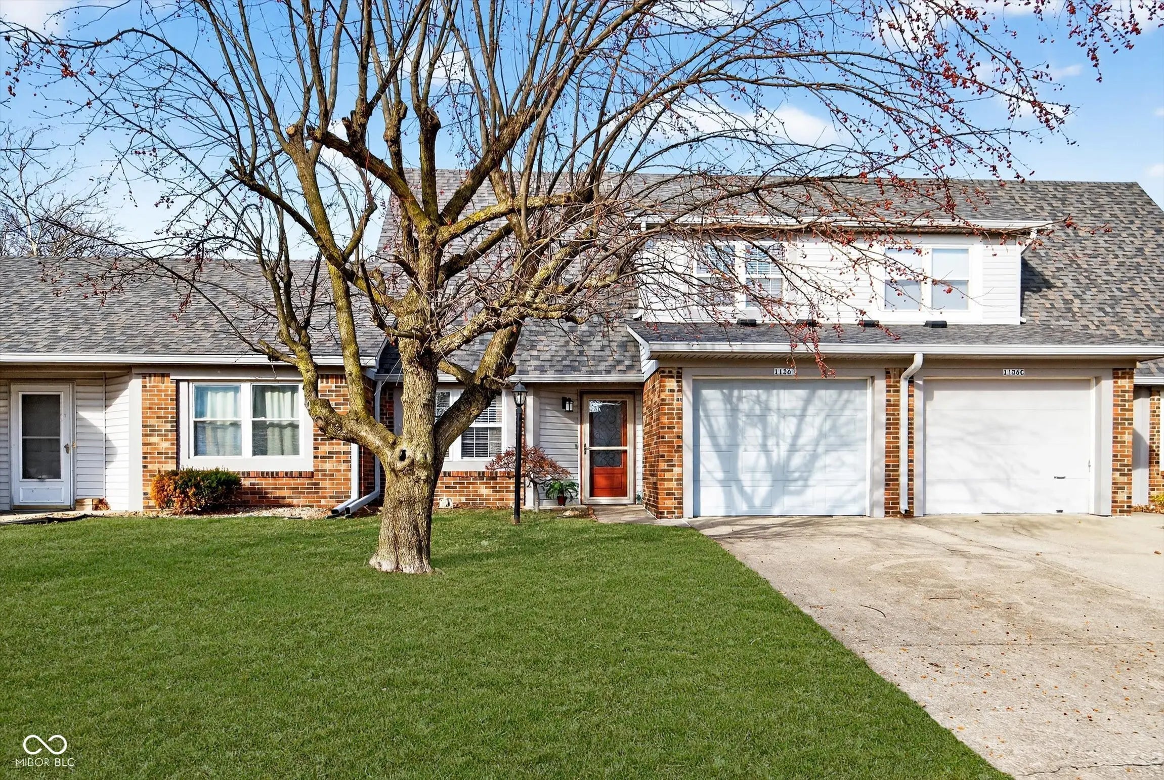 Photo of 1136 Paradise Way N Unit B Greenwood, IN 46143