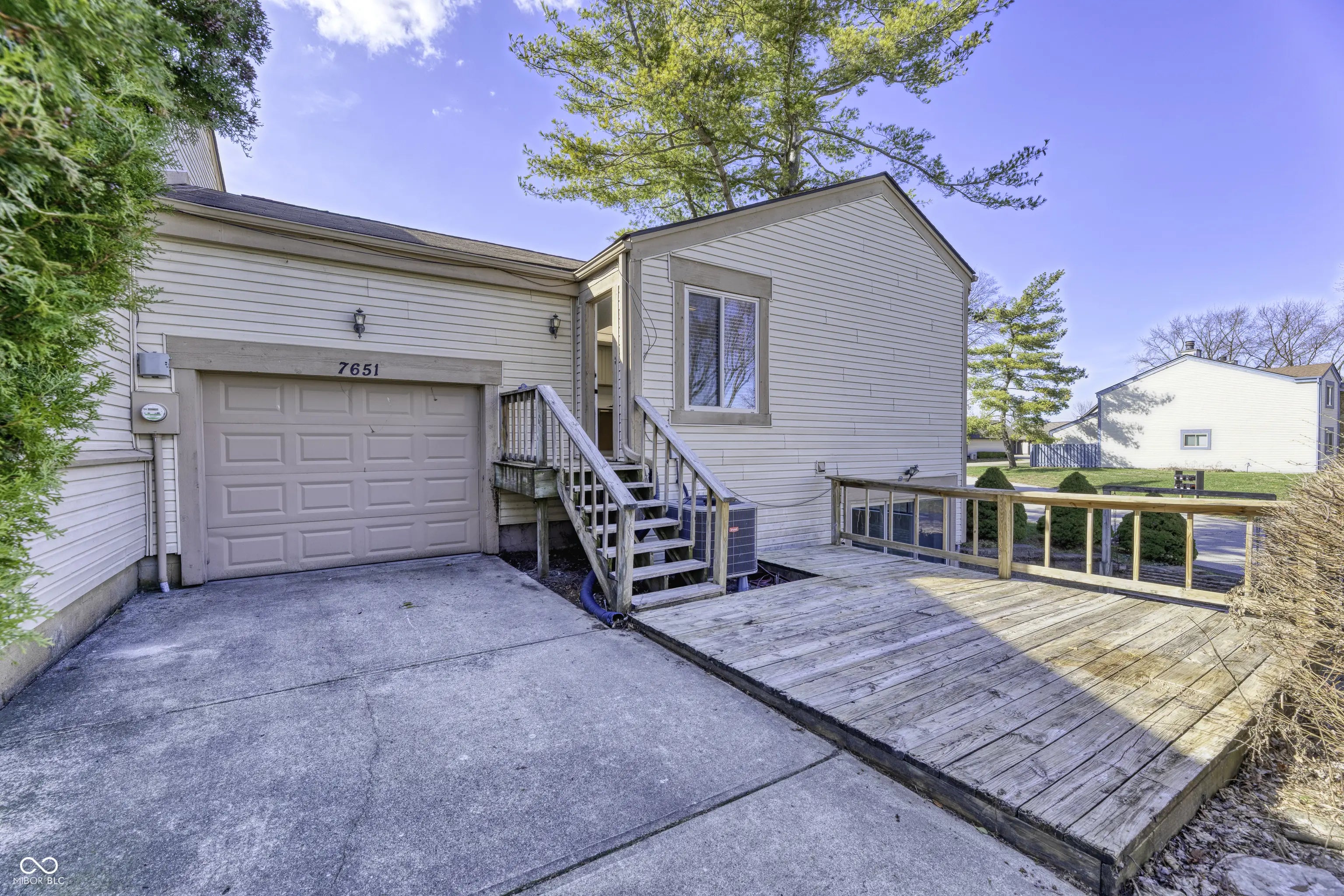 7651 Eagle Valley Pass, Indianapolis