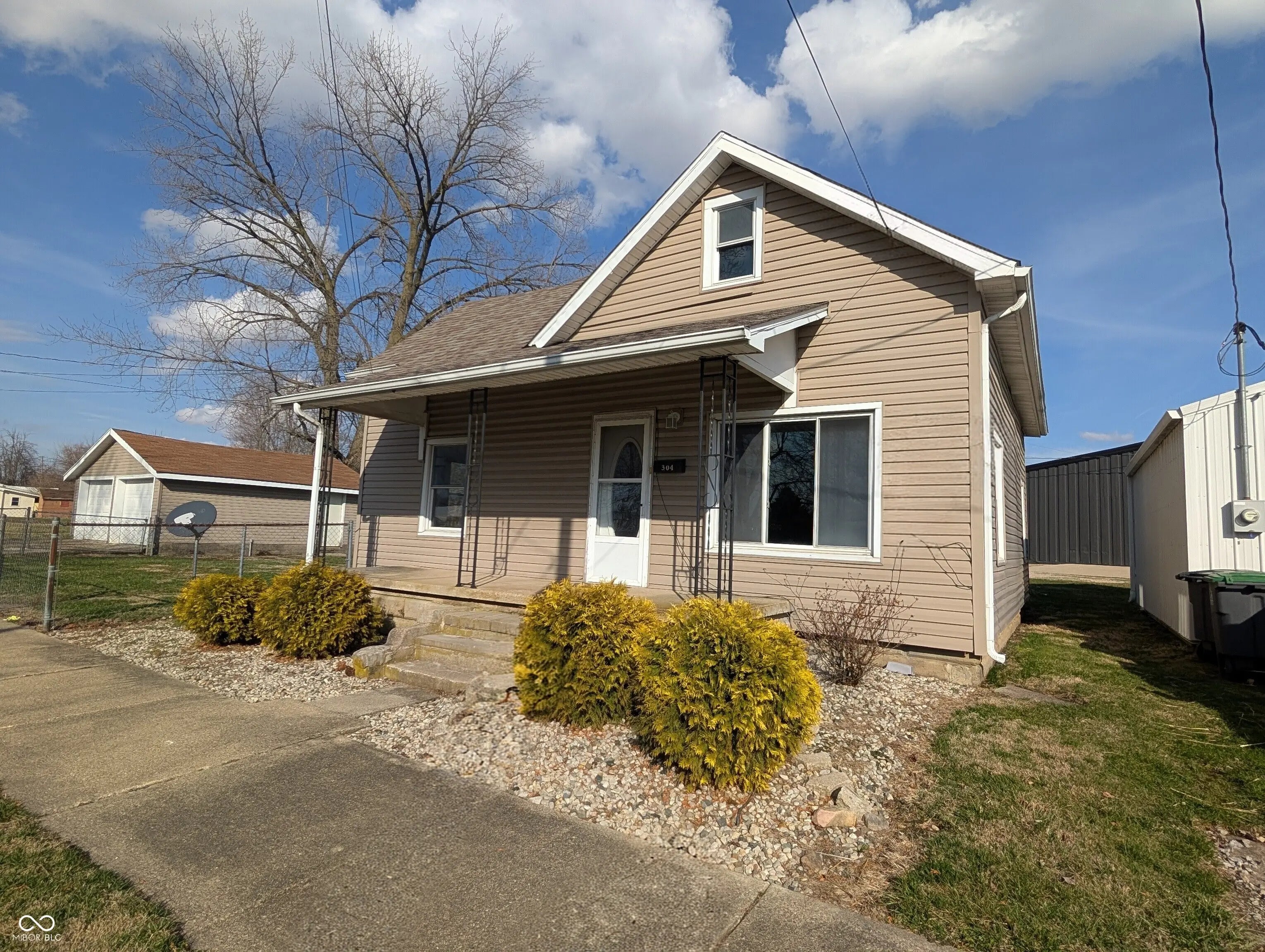 304 N Arthur Street, Rushville