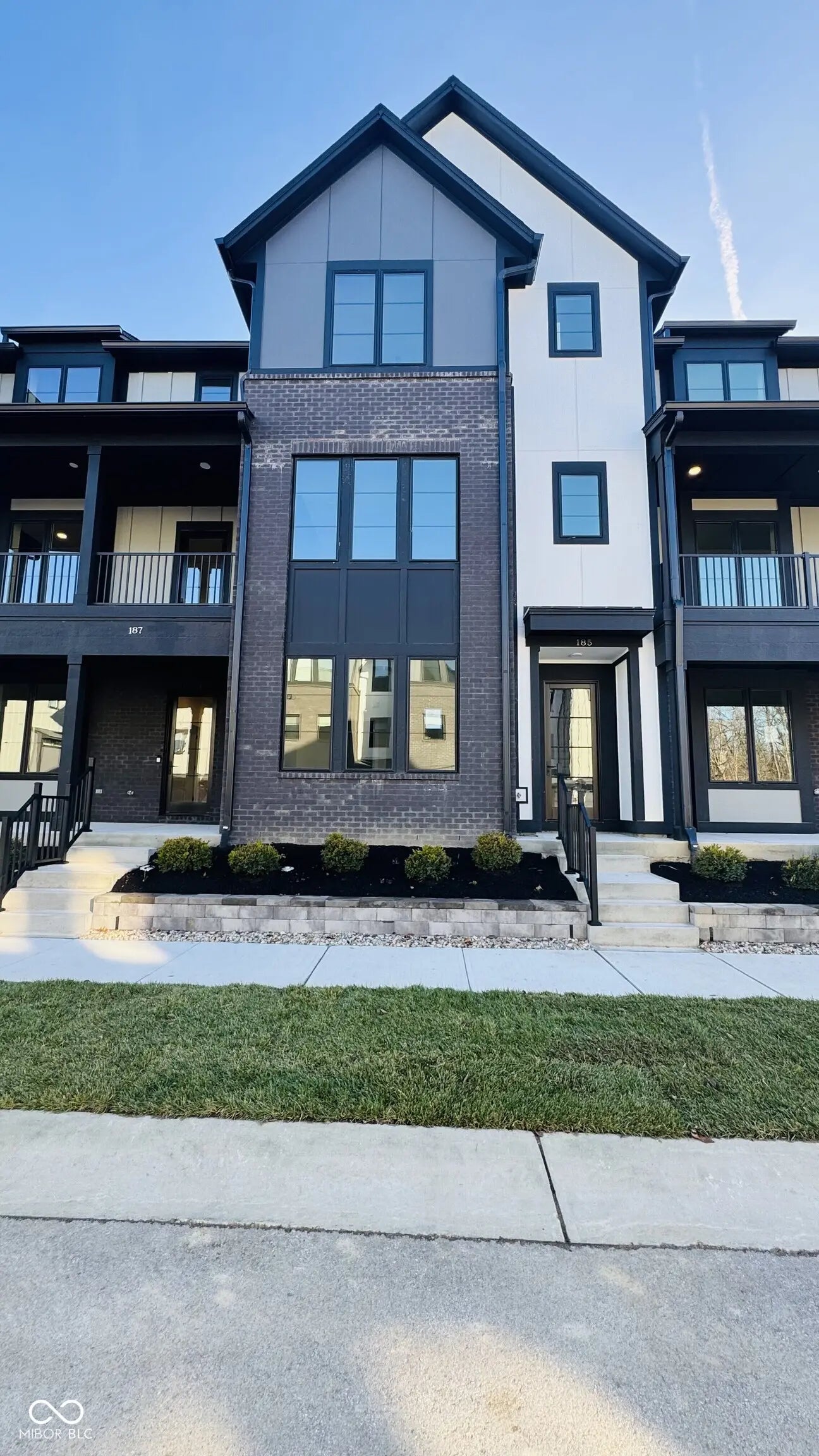 185 Midland Trace Loop, Westfield