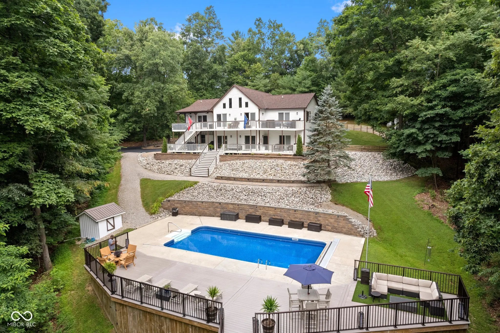 7701 Center Lake Road, Nineveh