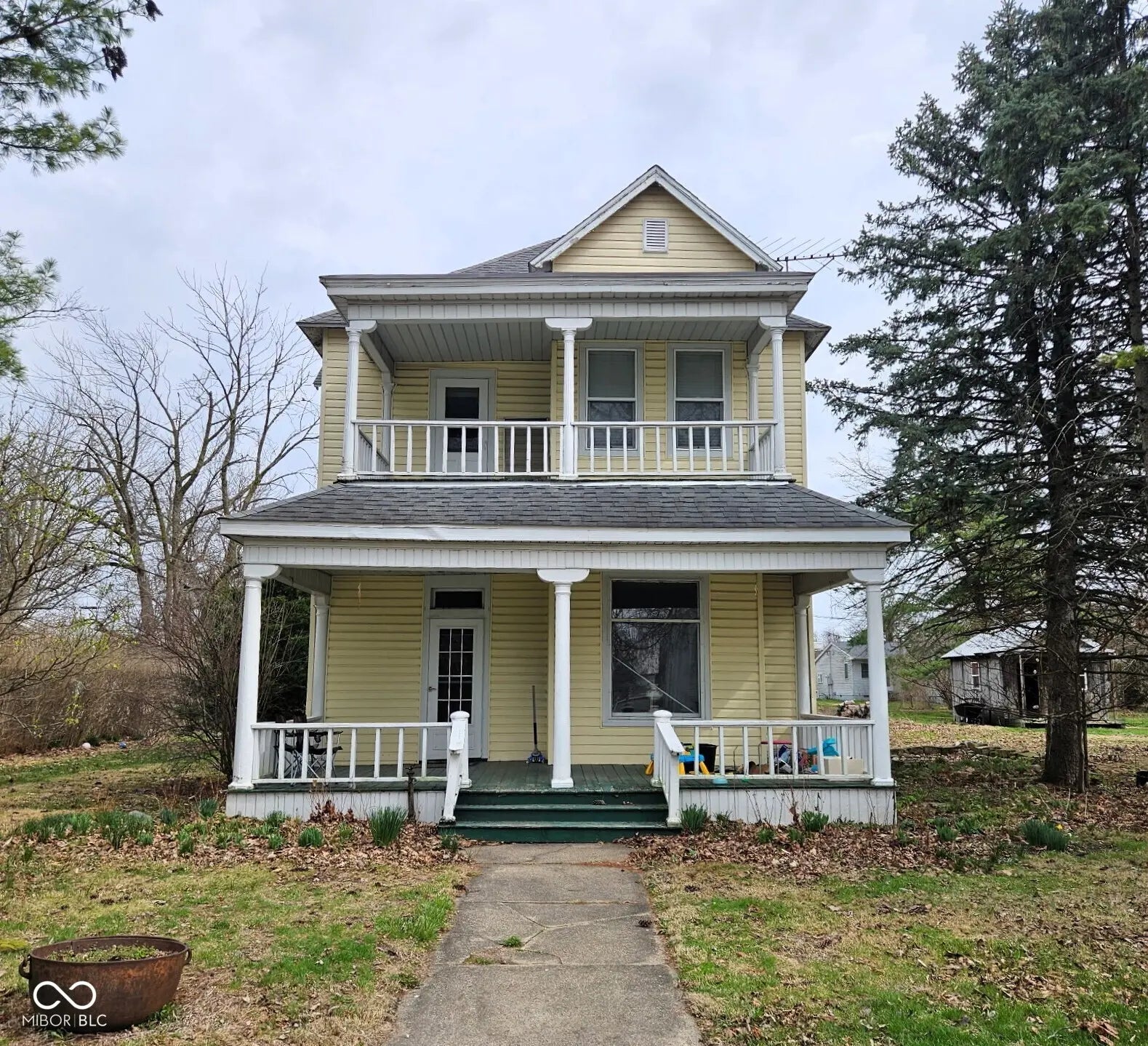 Photo of 260 N Maple Street Dana, IN 47847