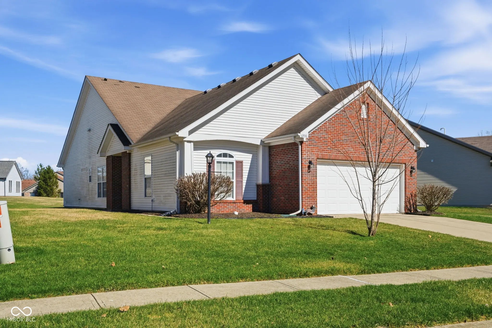 6906 Harbour Woods Overlook, Noblesville