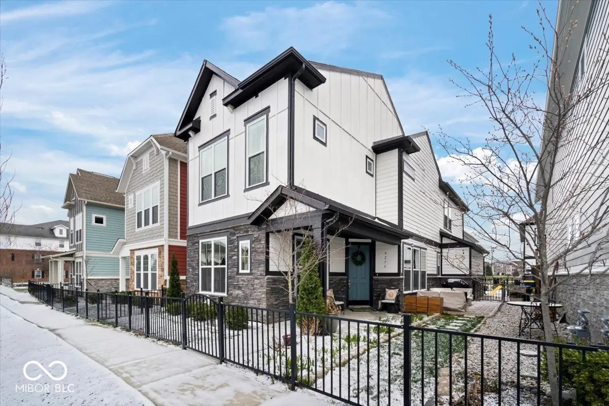 Photo of 9256 Hawley Drive Indianapolis, IN 46216