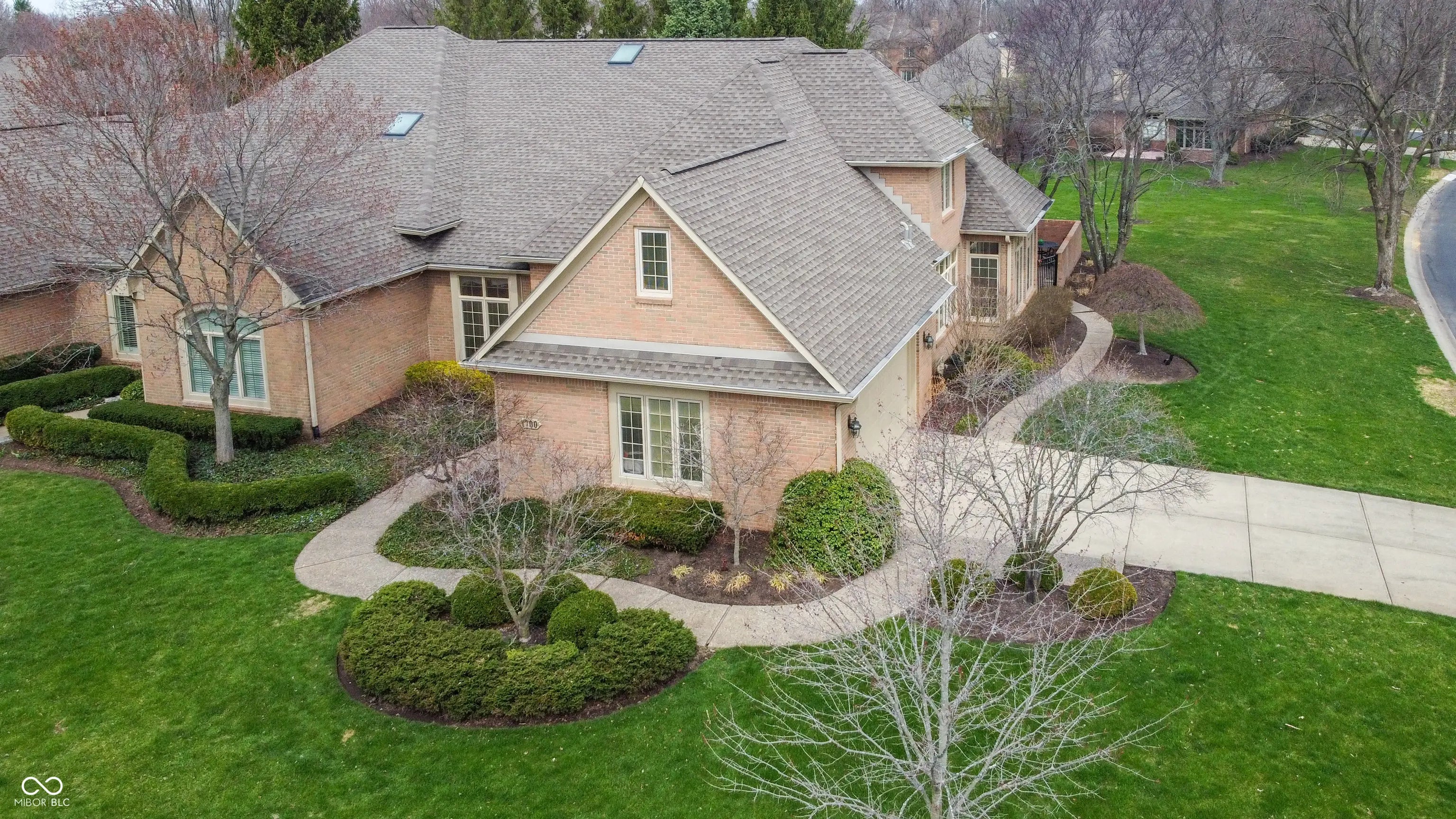 1700 Pathway Drive S, Greenwood