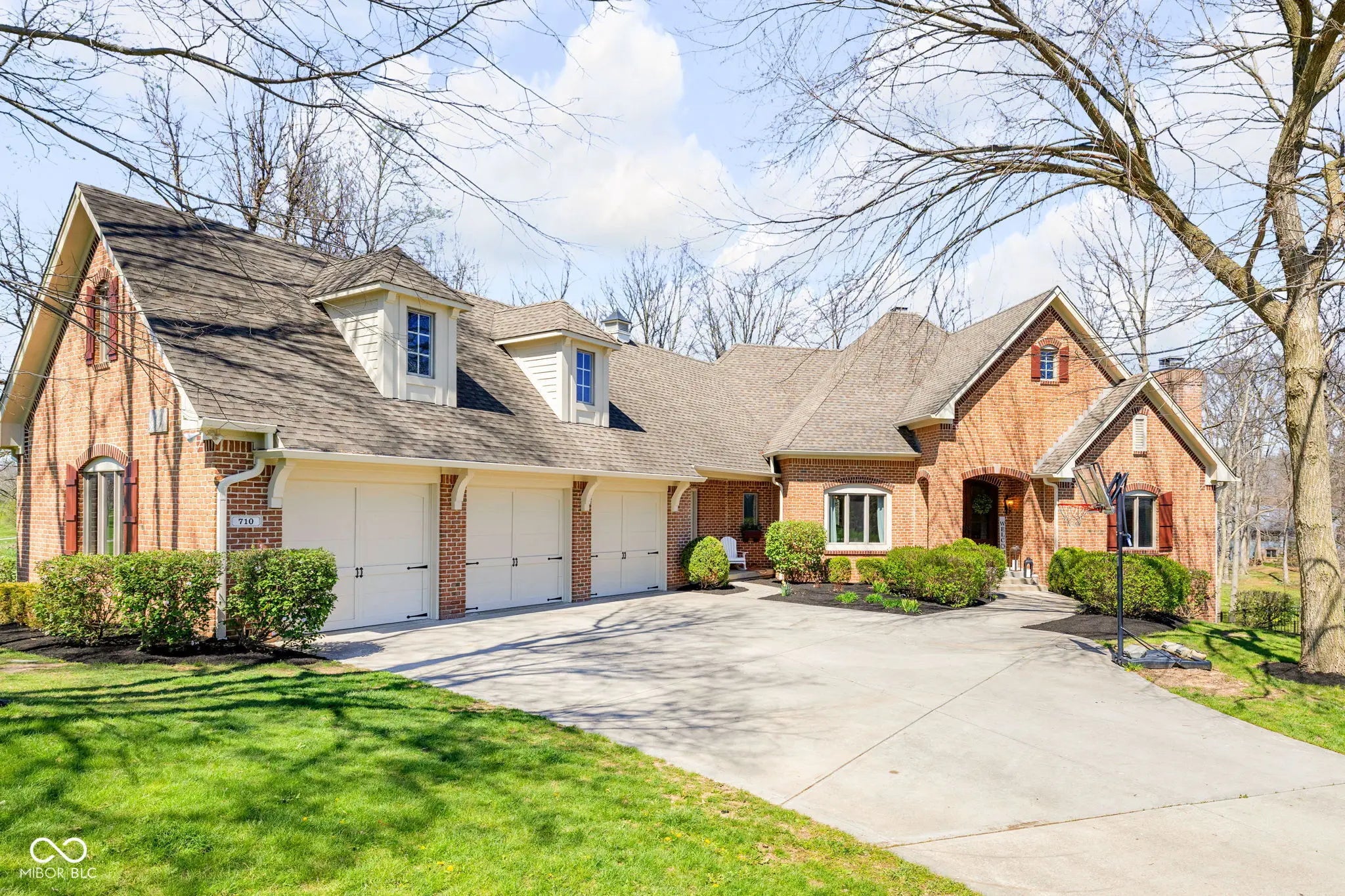 Photo of 710 Pebble Brook Place Noblesville, IN 46062