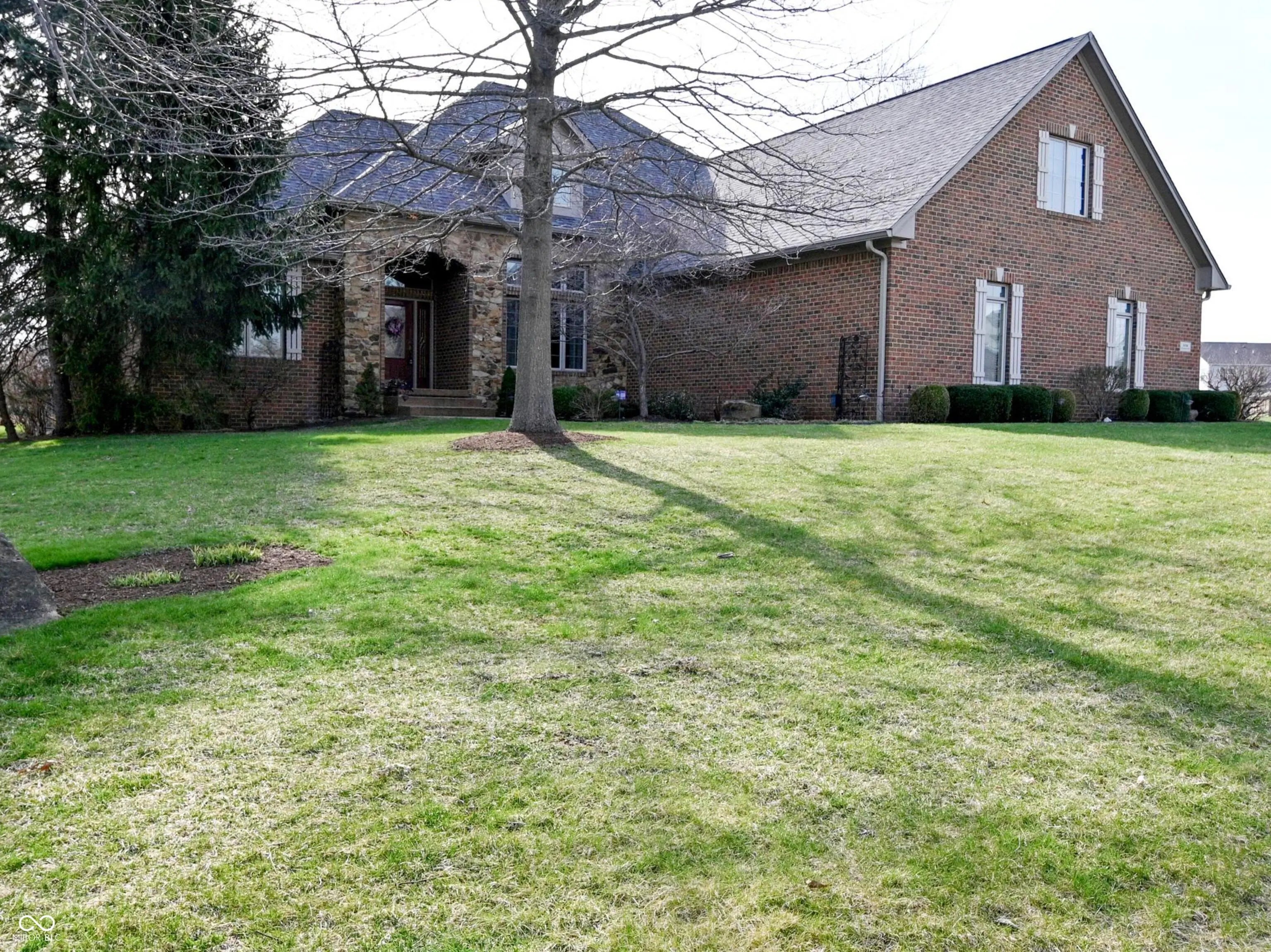 Photo of 572 Foxboro Drive Avon, IN 46123