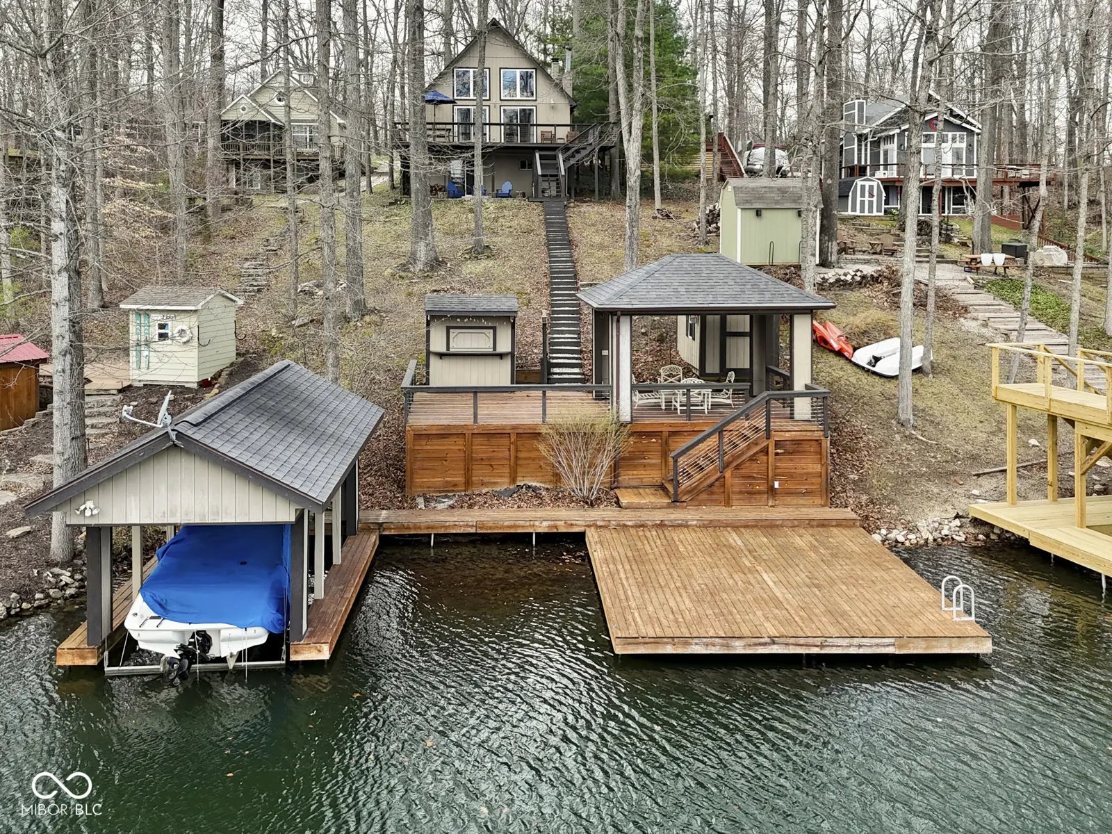 6441 Robin Drive, Nineveh