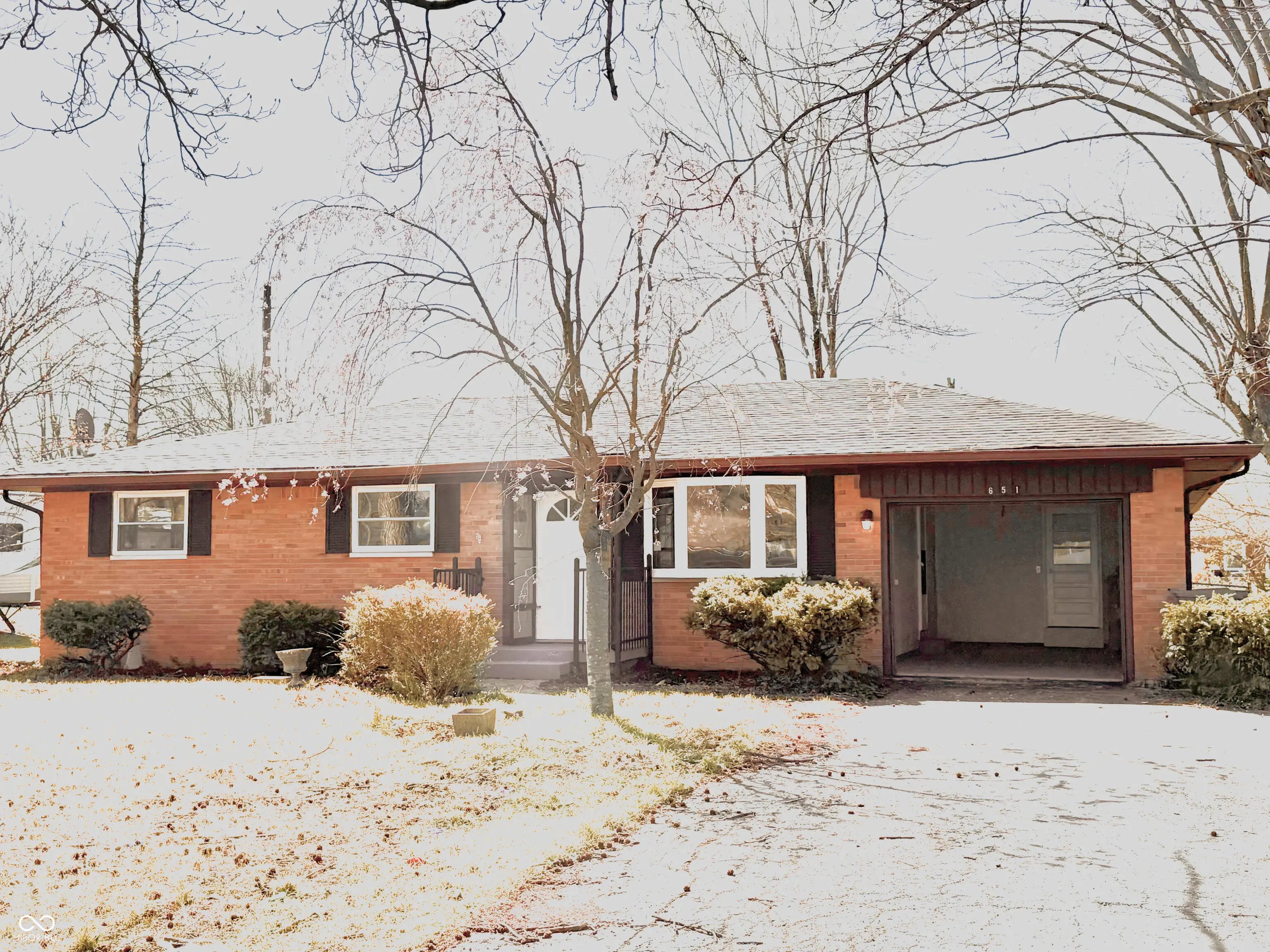 Photo of 651 Fabyan Road Indianapolis, IN 46217