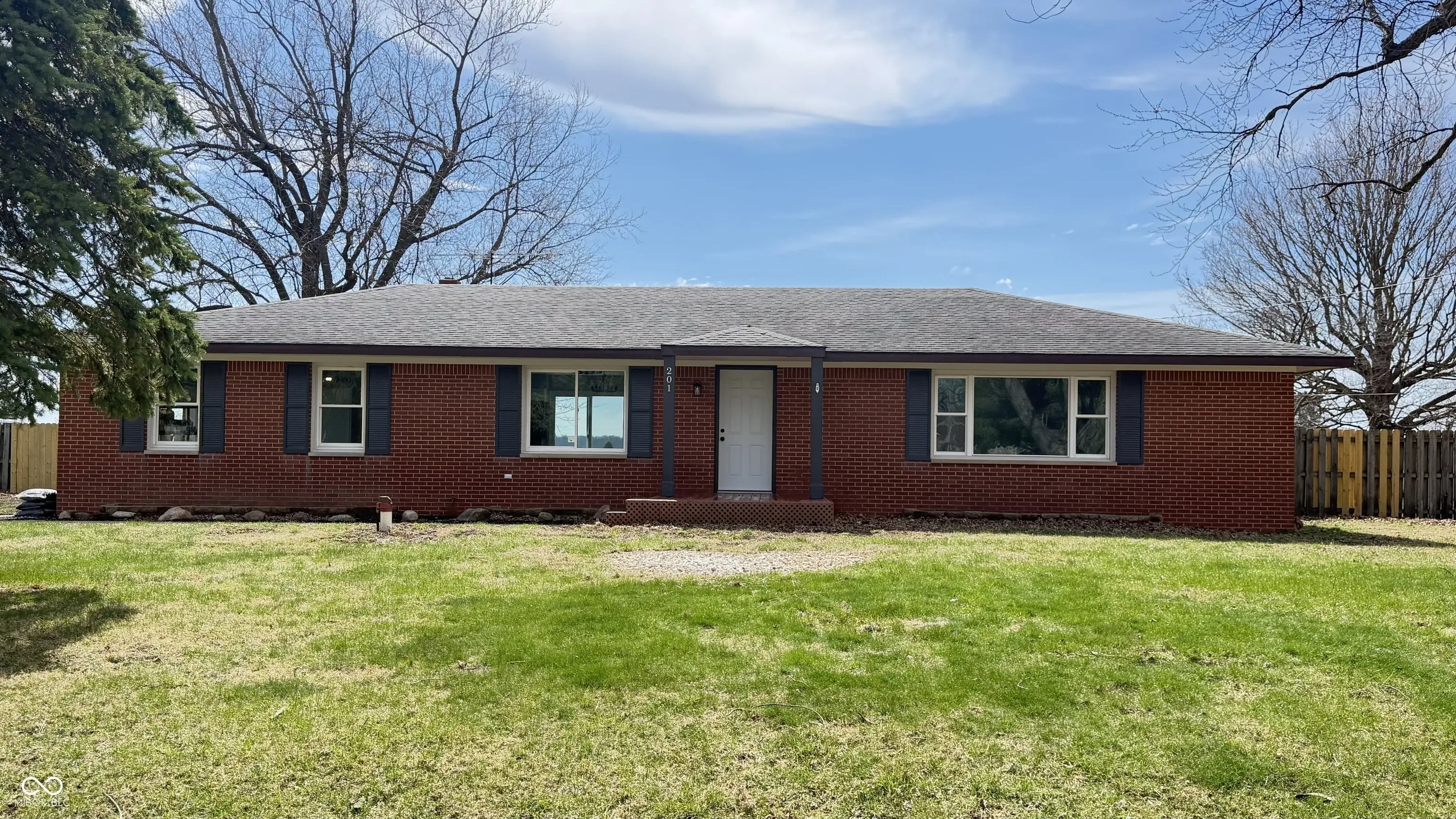 201 W Walnut Street, Kempton