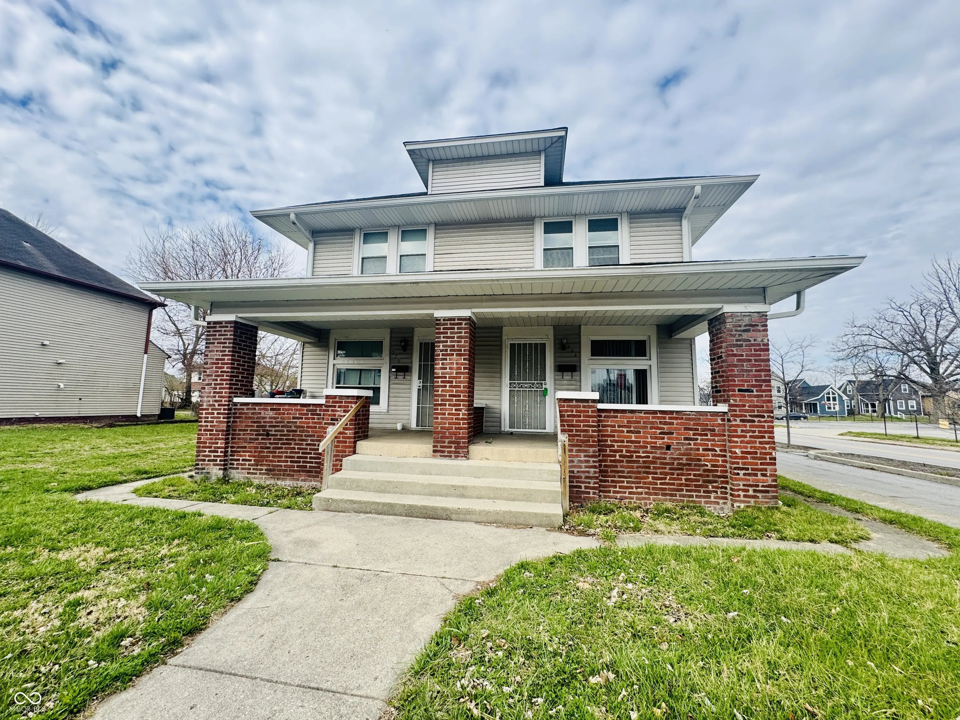 270 E Parkview Avenue, Indianapolis