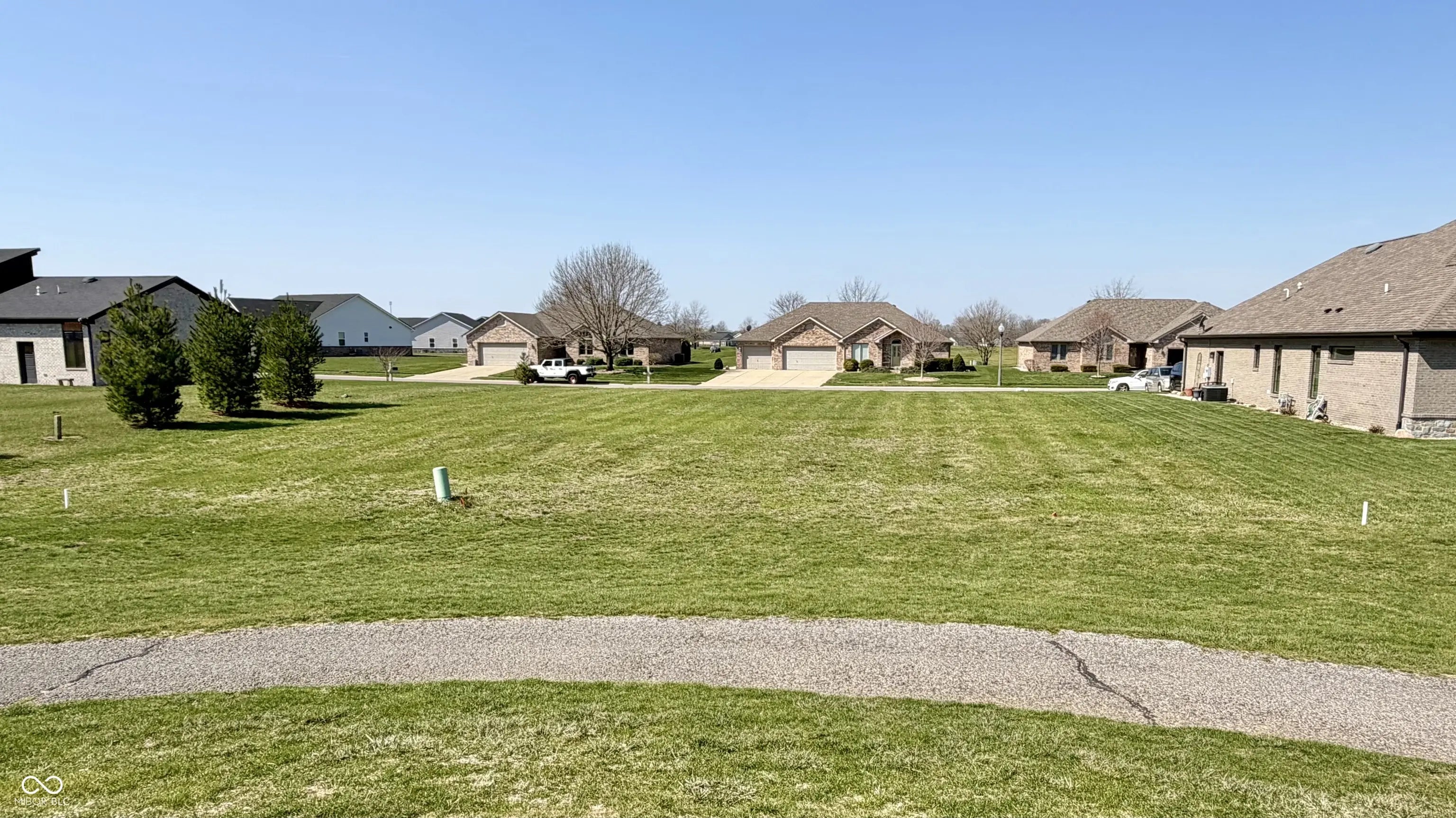 Photo of 1221 Capitol Drive Edinburgh, IN 46124