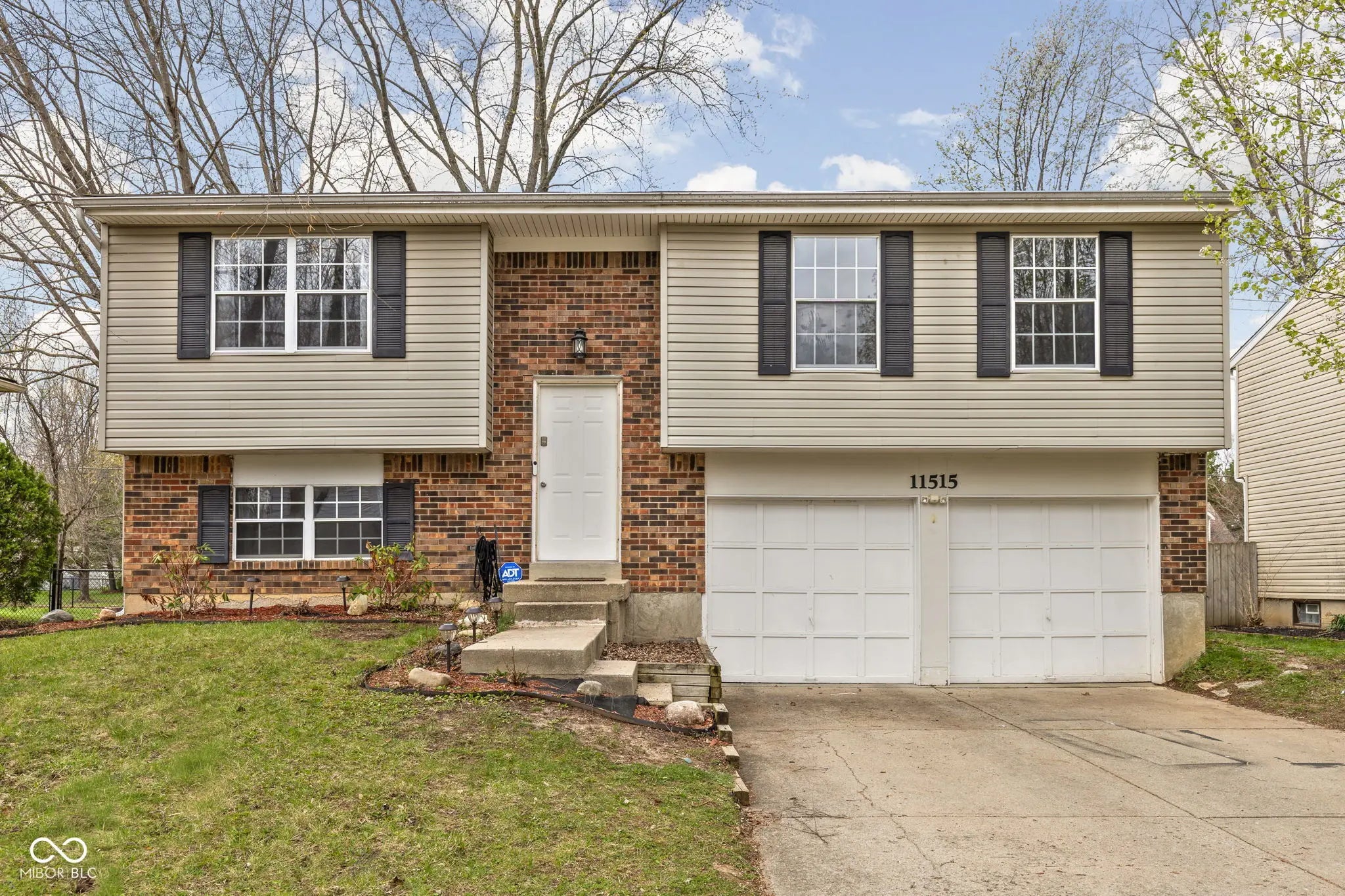 Photo of 11515 Timberlake Lane Fishers, IN 46038