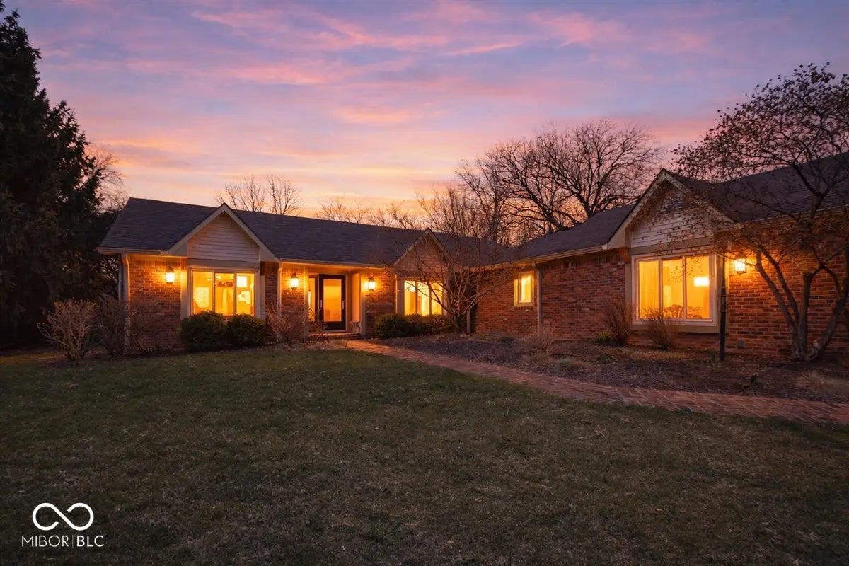 7802 Warbler Way, Indianapolis