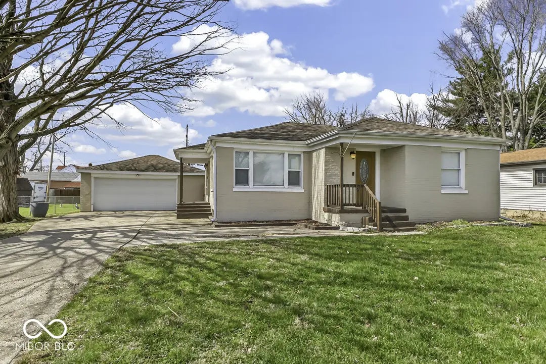 Photo of 50 S Brentwood Avenue Indianapolis, IN 46229