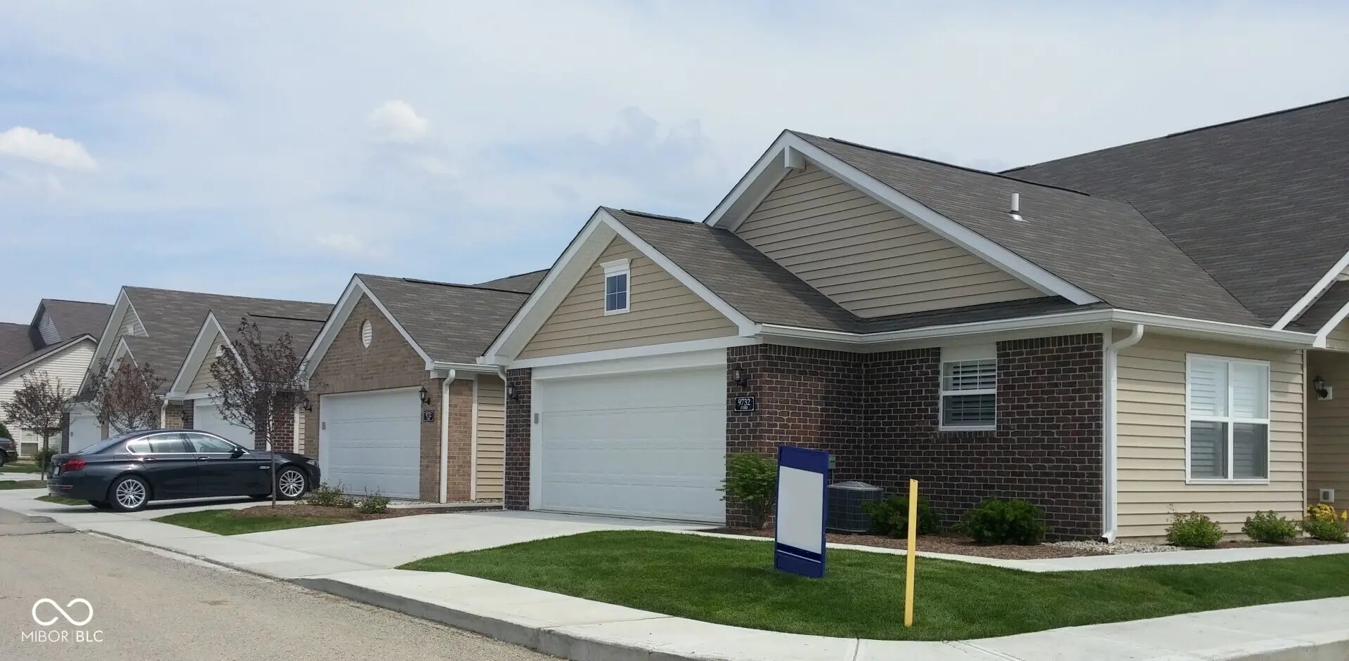 Photo of 11504 Grassy Court Unit 100 Fishers, IN 46037