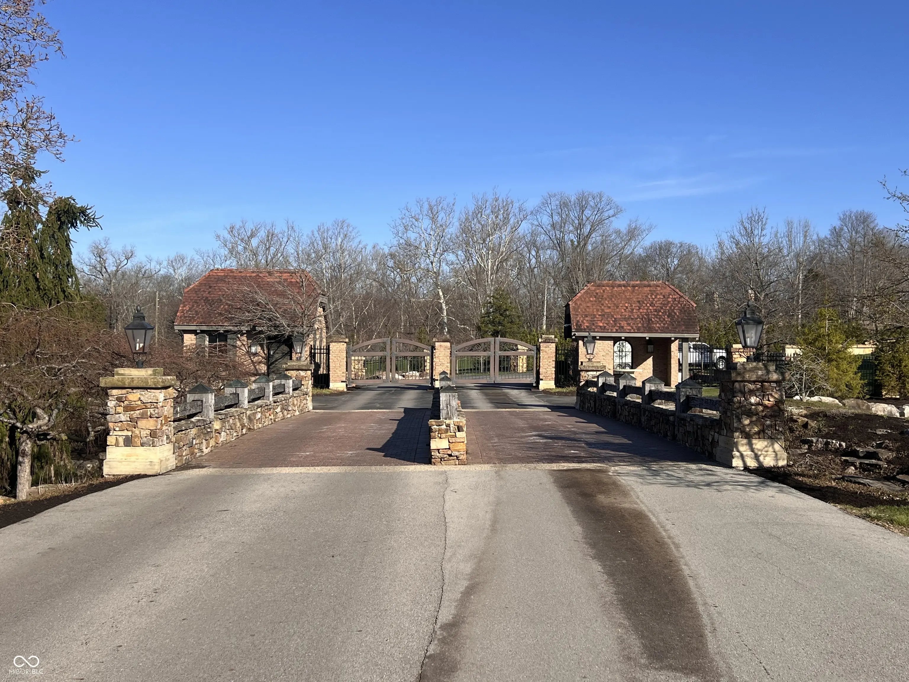 Photo of 1 Woodard Bluff Zionsville, IN 46077