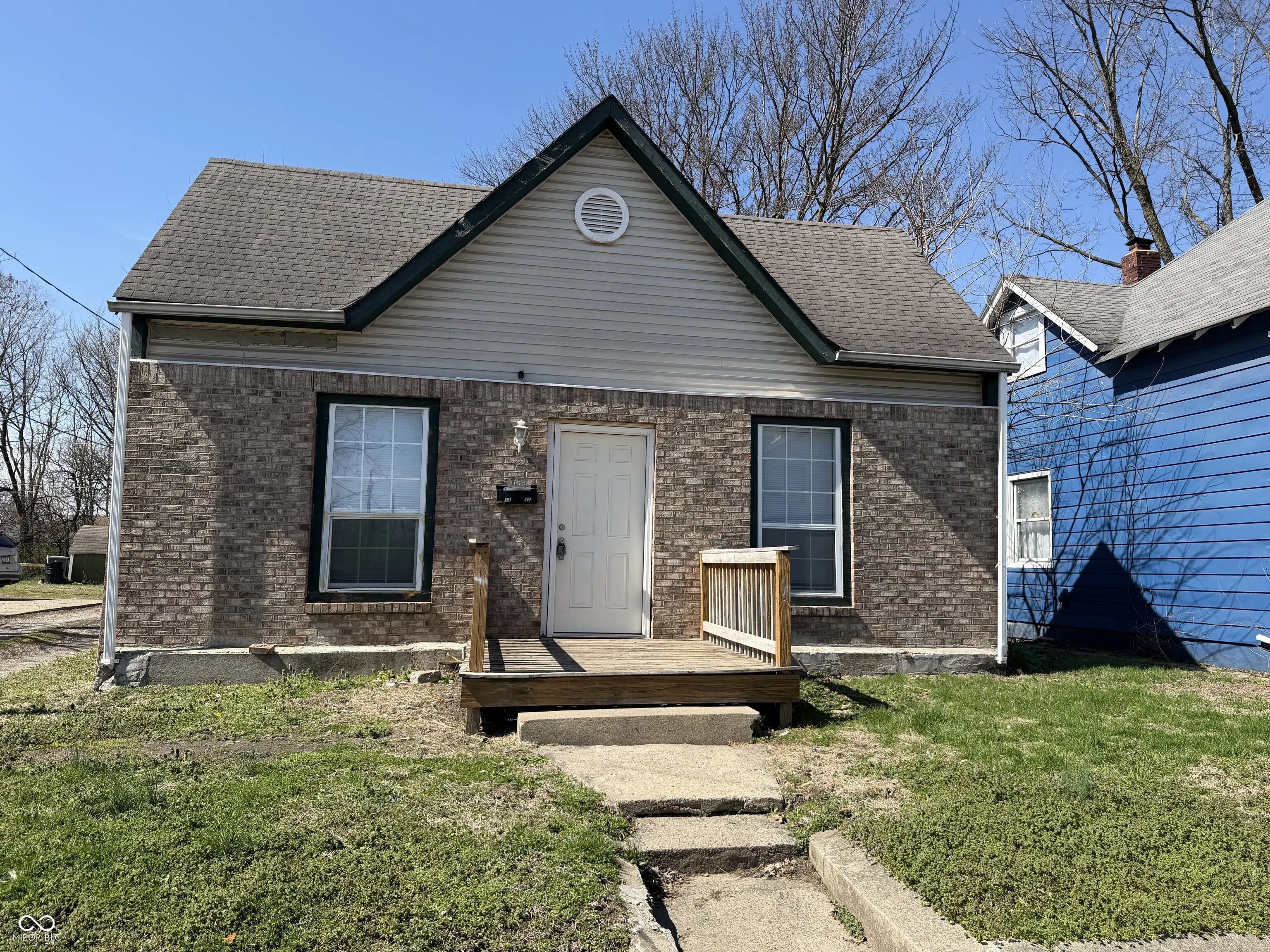 Photo of 1342 Lee Street Indianapolis, IN 46221