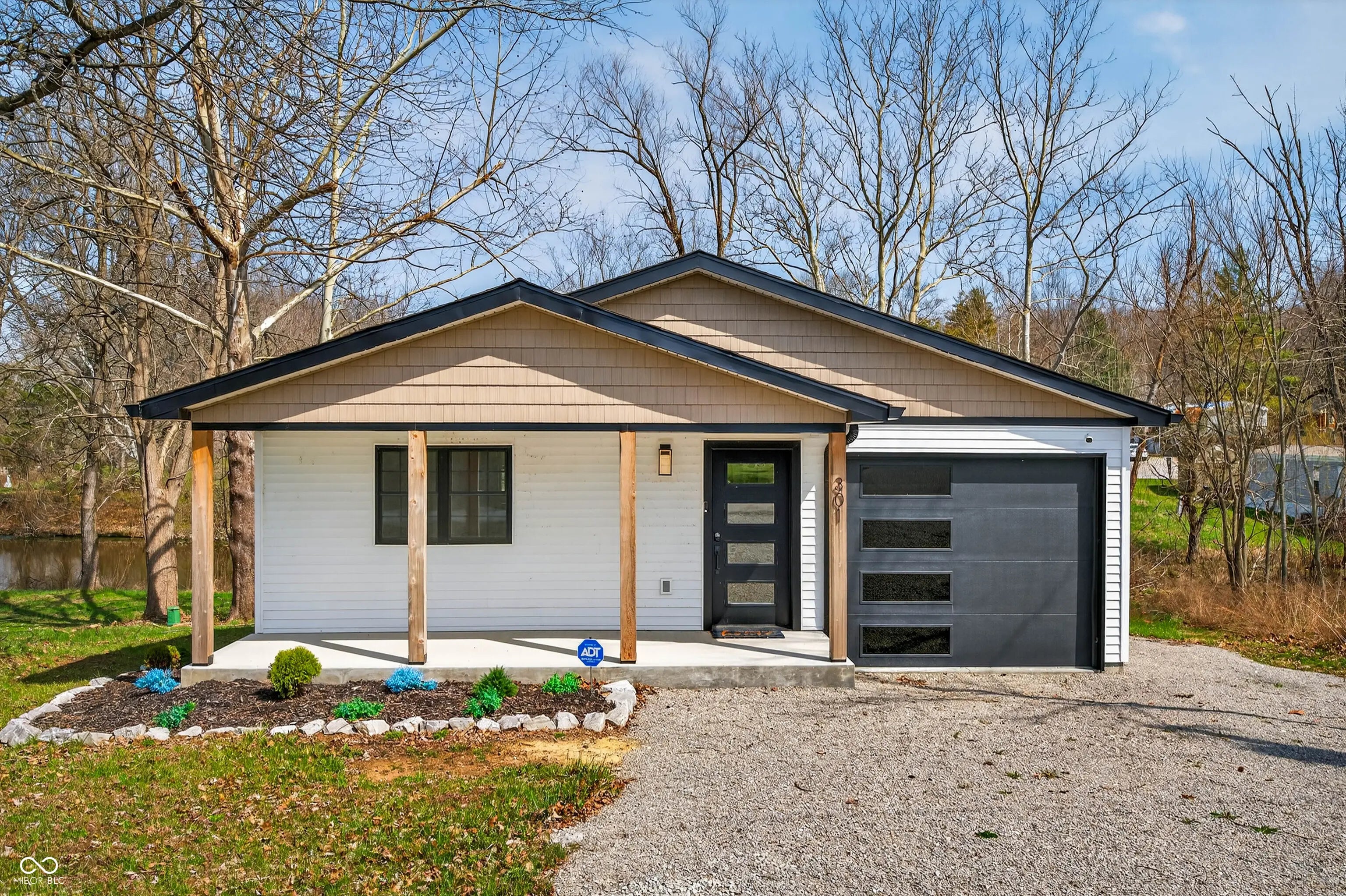 Photo of 301 Beech Road North Vernon, IN 47265