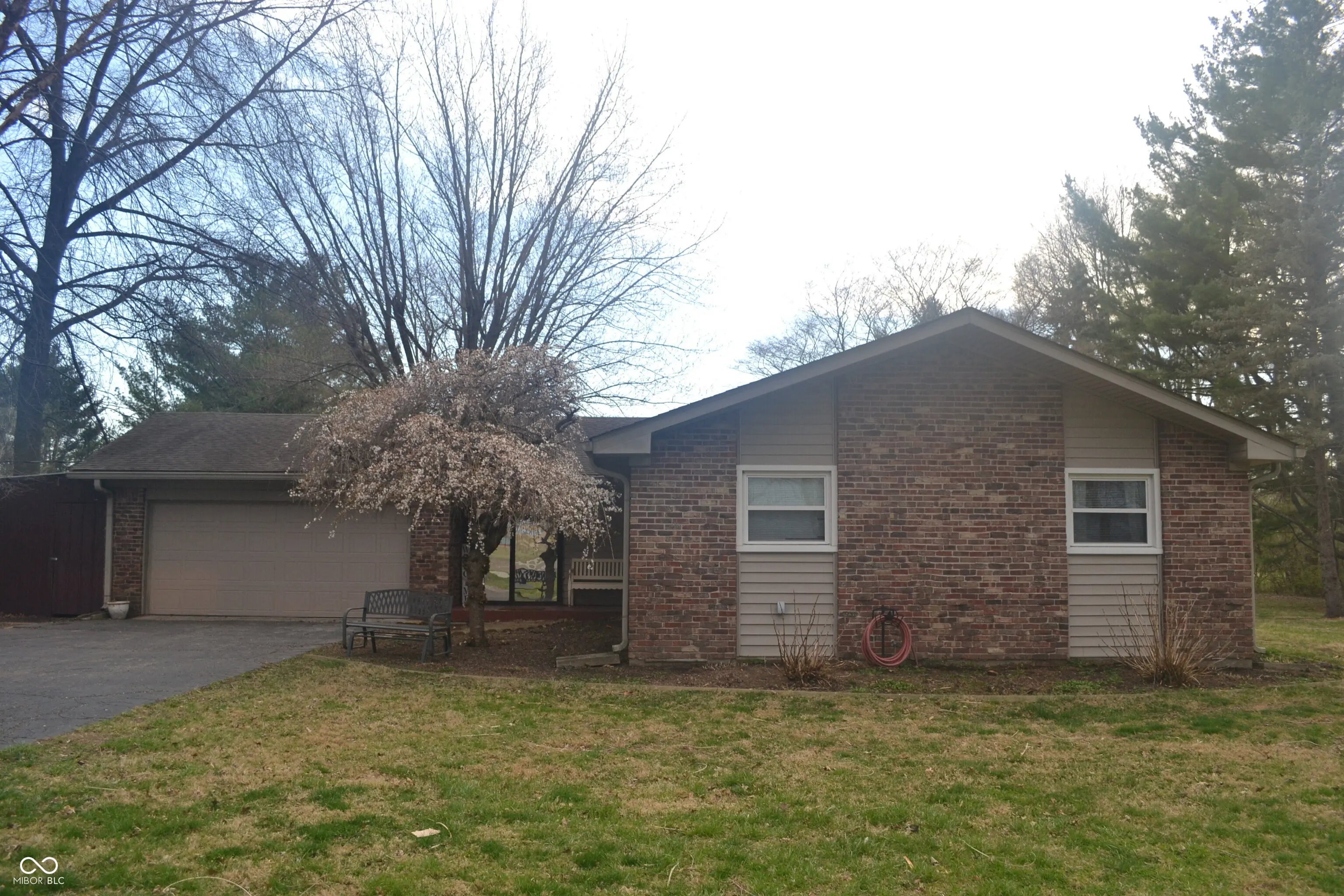 1111 W 400 N, Greenfield