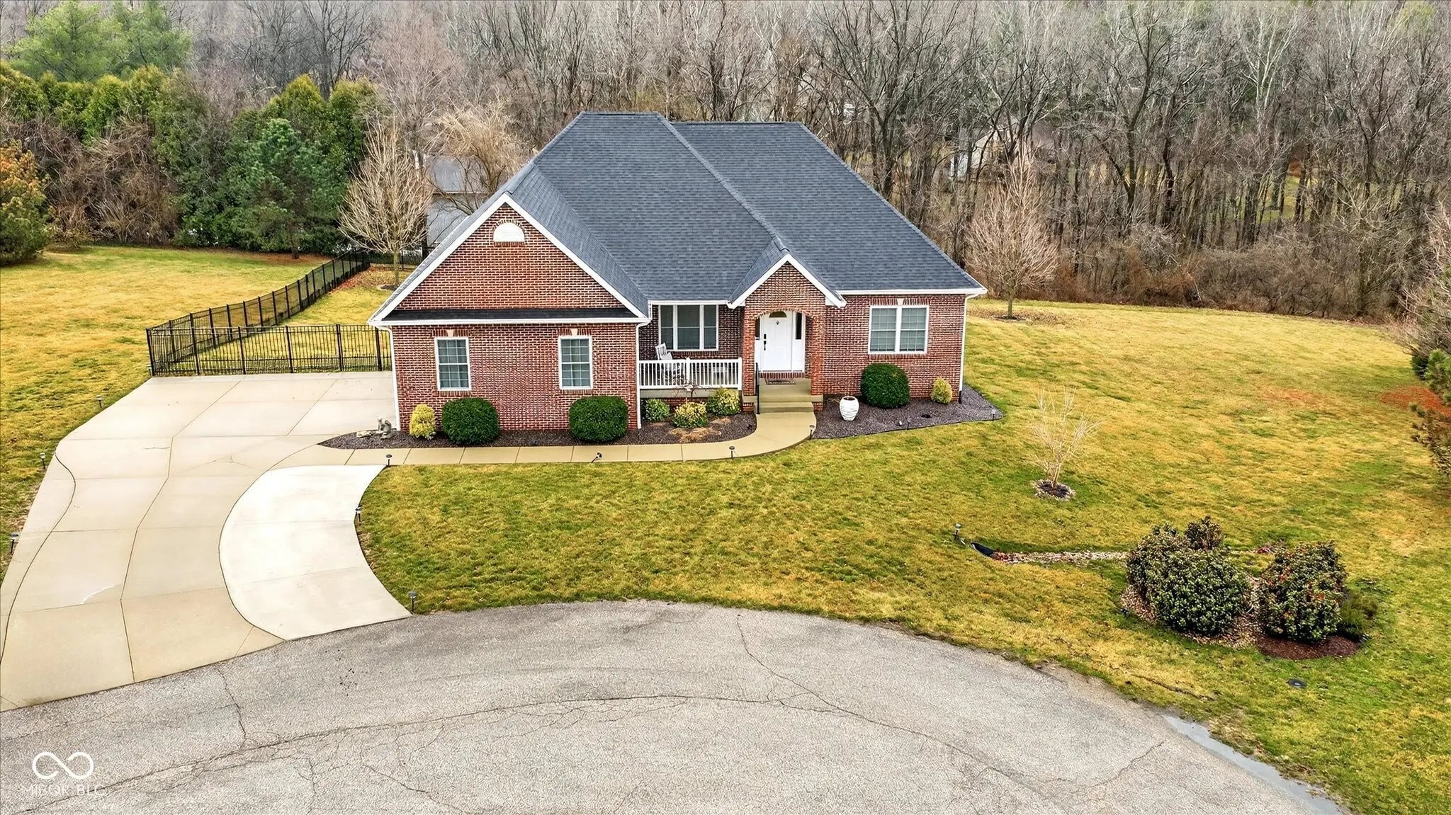 1414 E Commander Court, Bloomington