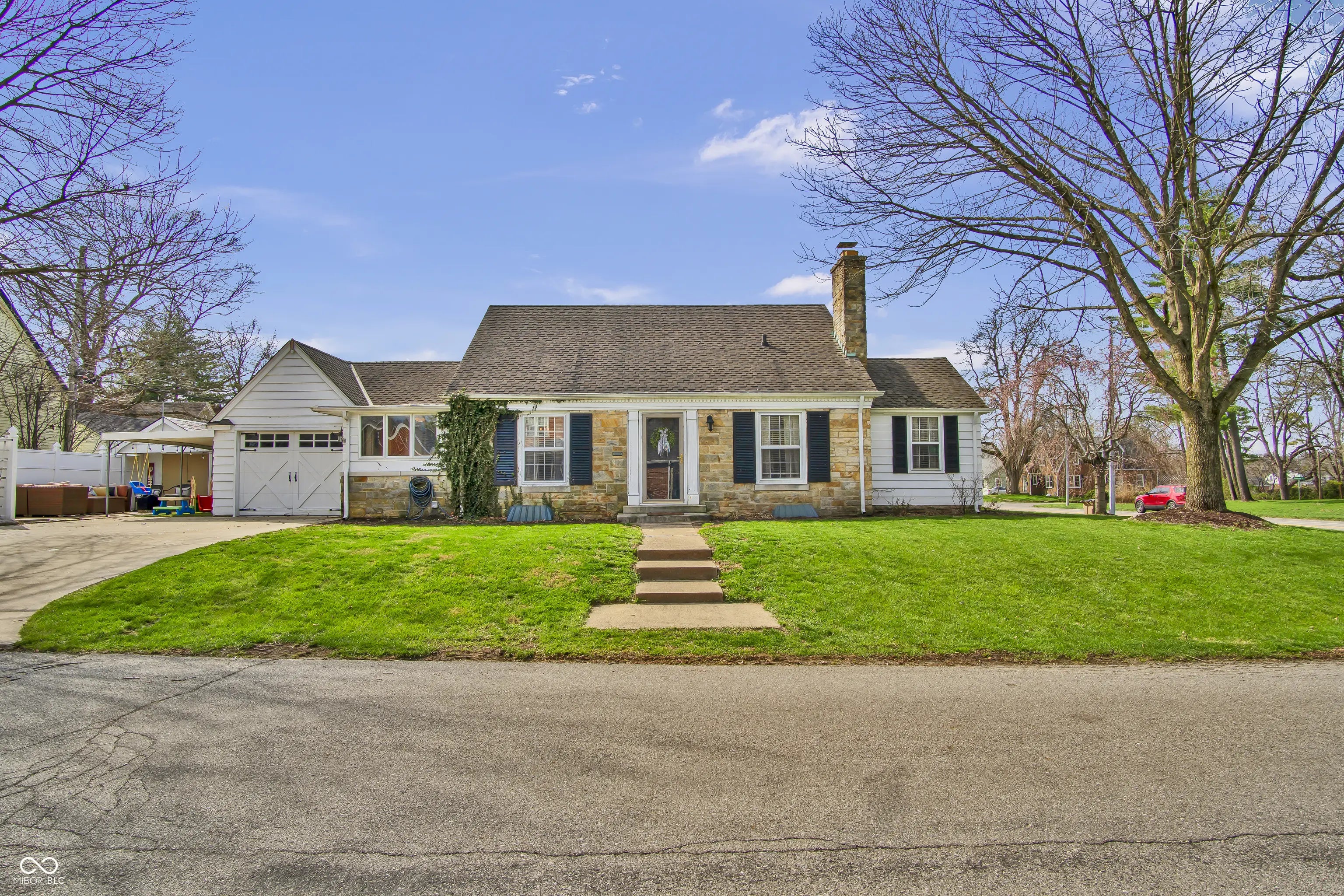 2245 Washington Street, Columbus