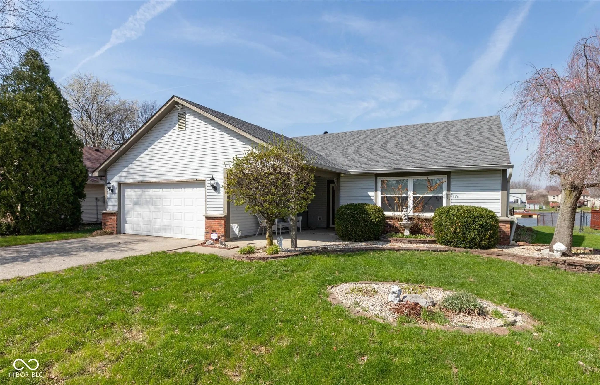 Photo of 6324 Muirfield Way Indianapolis, IN 46237