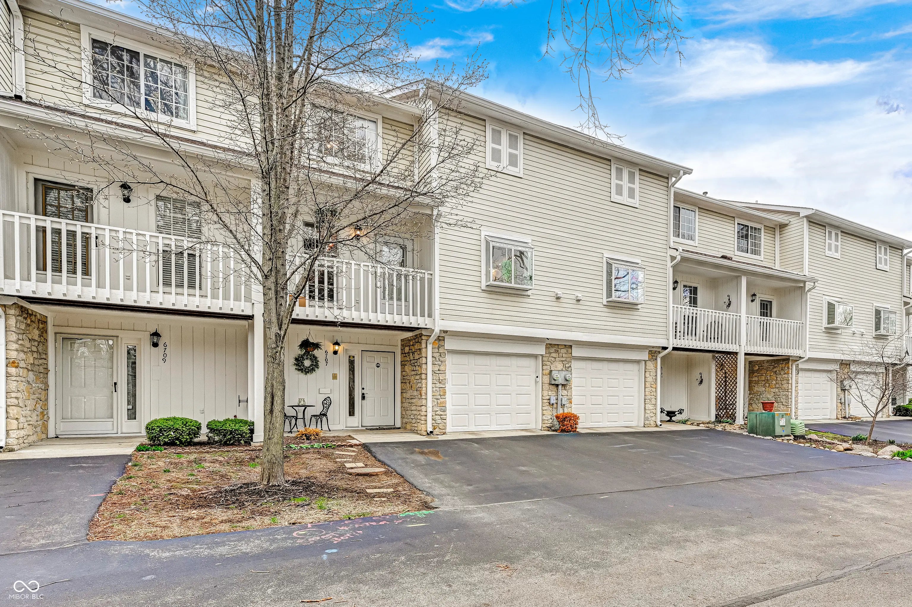 Photo of 6707 Shore Island Drive Indianapolis, IN 46220