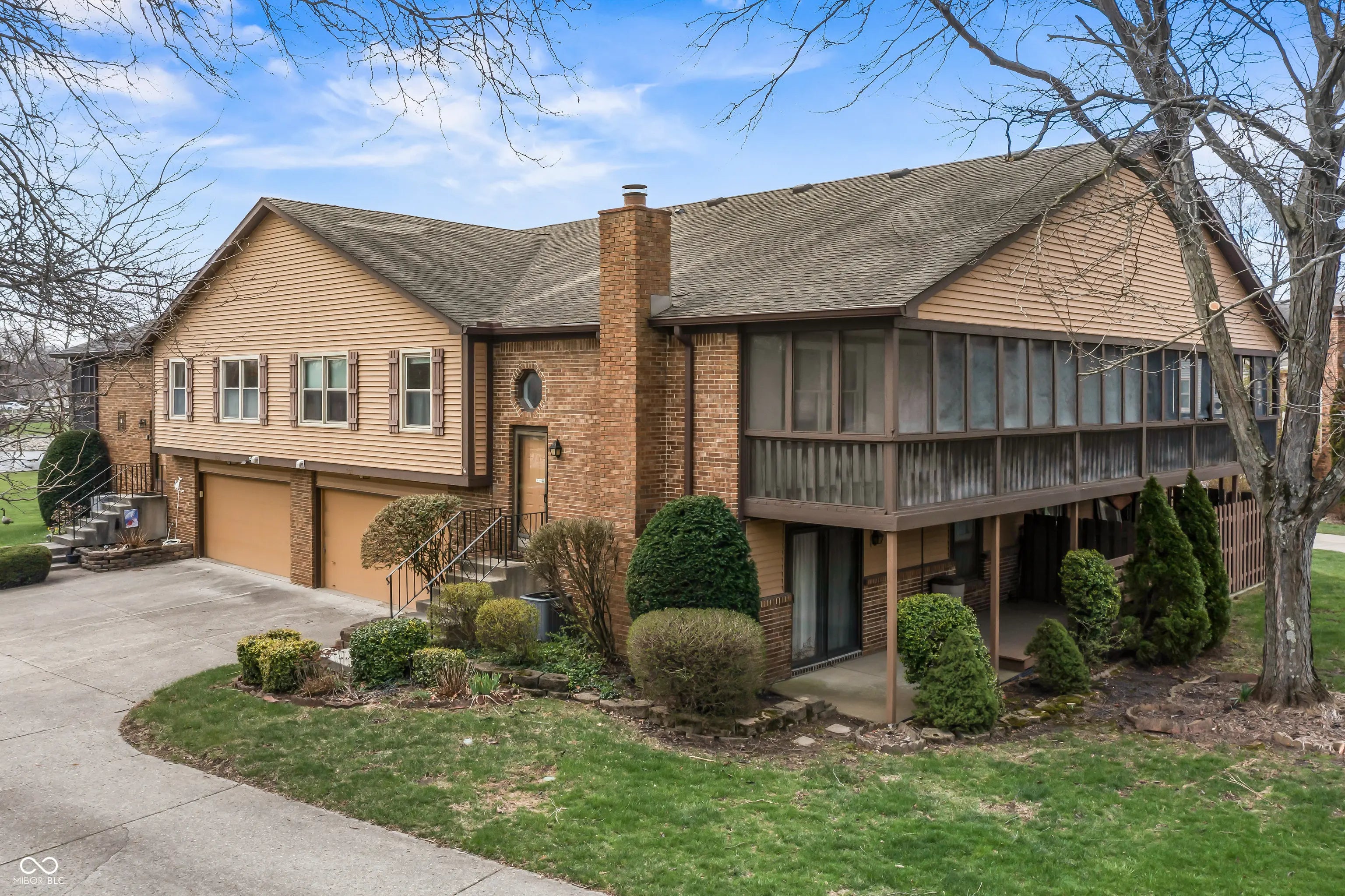 Photo of 7471 Prairie Lake Drive Indianapolis, IN 46256