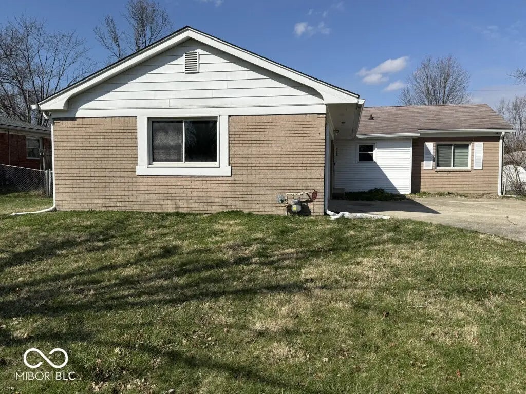 Photo of 8238 E 11th Street Indianapolis, IN 46219