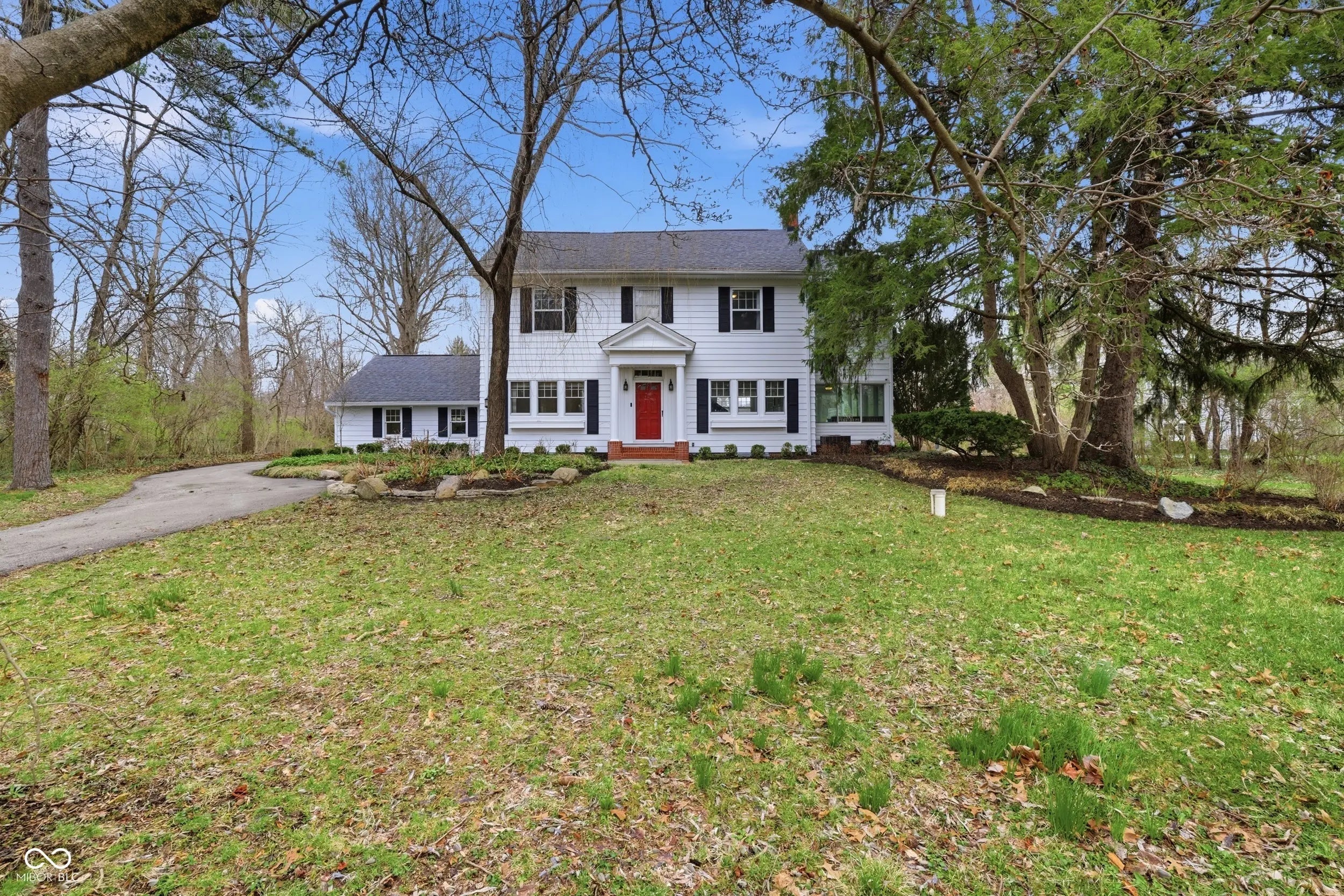 5920 E 56th Street, Indianapolis