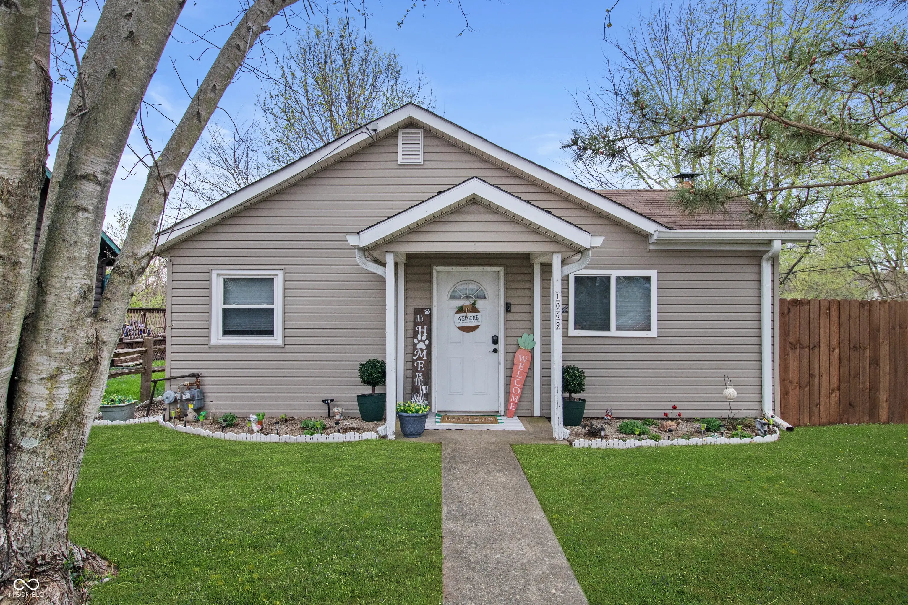 Photo of 1069 E 775 S Nineveh, IN 46164