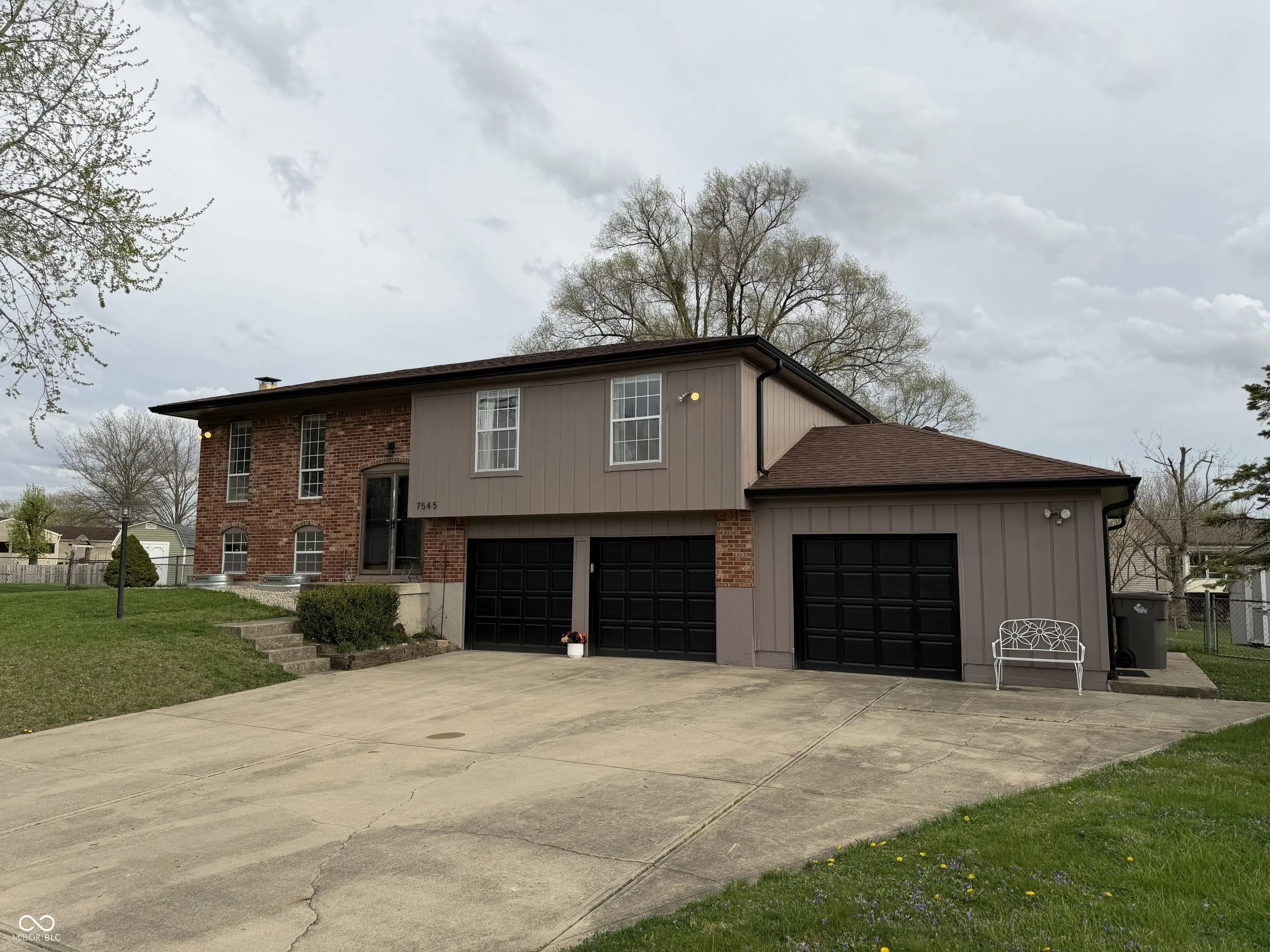 7545 Turnberry Court, Indianapolis