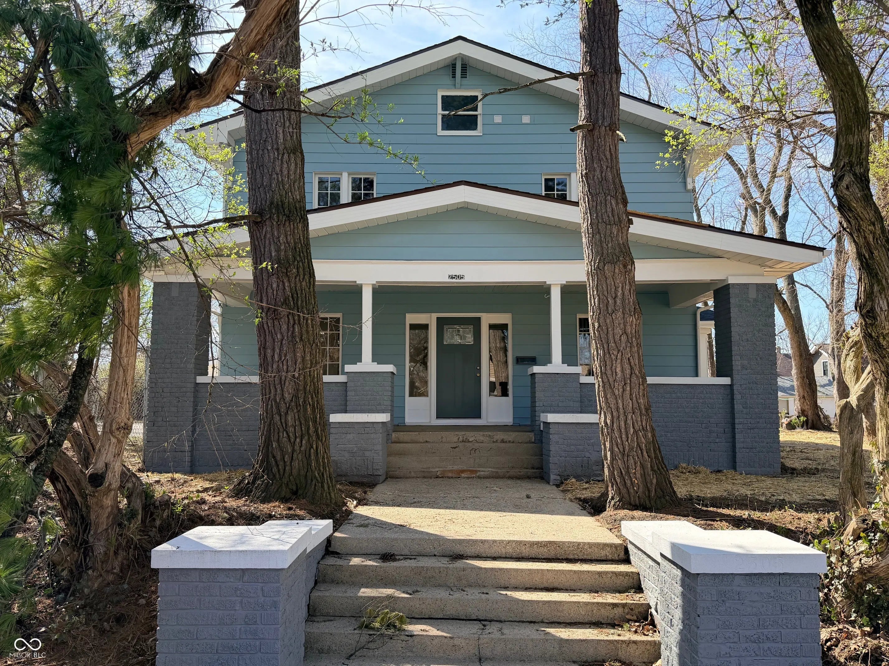 Photo of 2505 E 17th Street Indianapolis, IN 46218