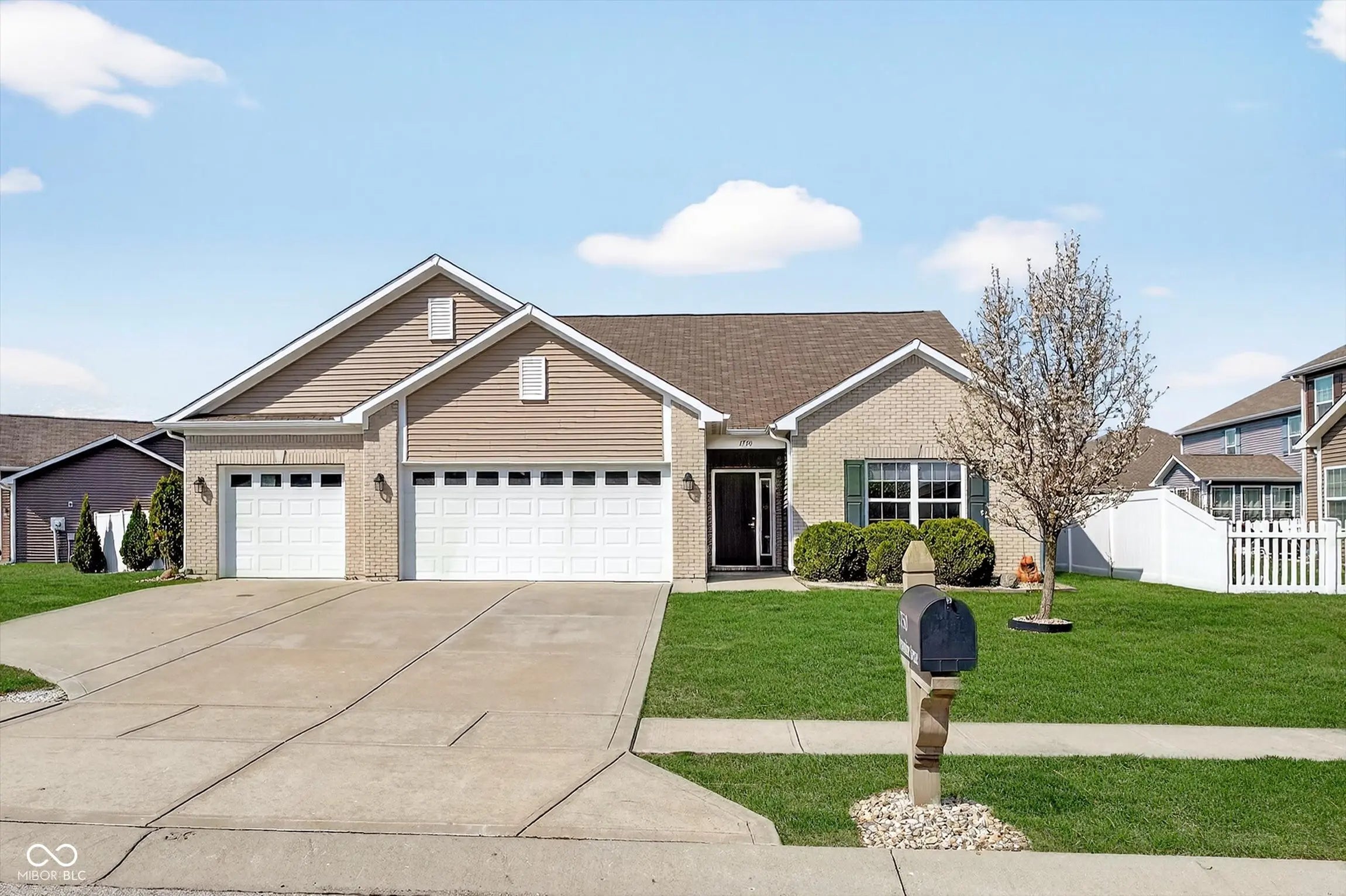 Photo of 1750 Devonshire Avenue Avon, IN 46123