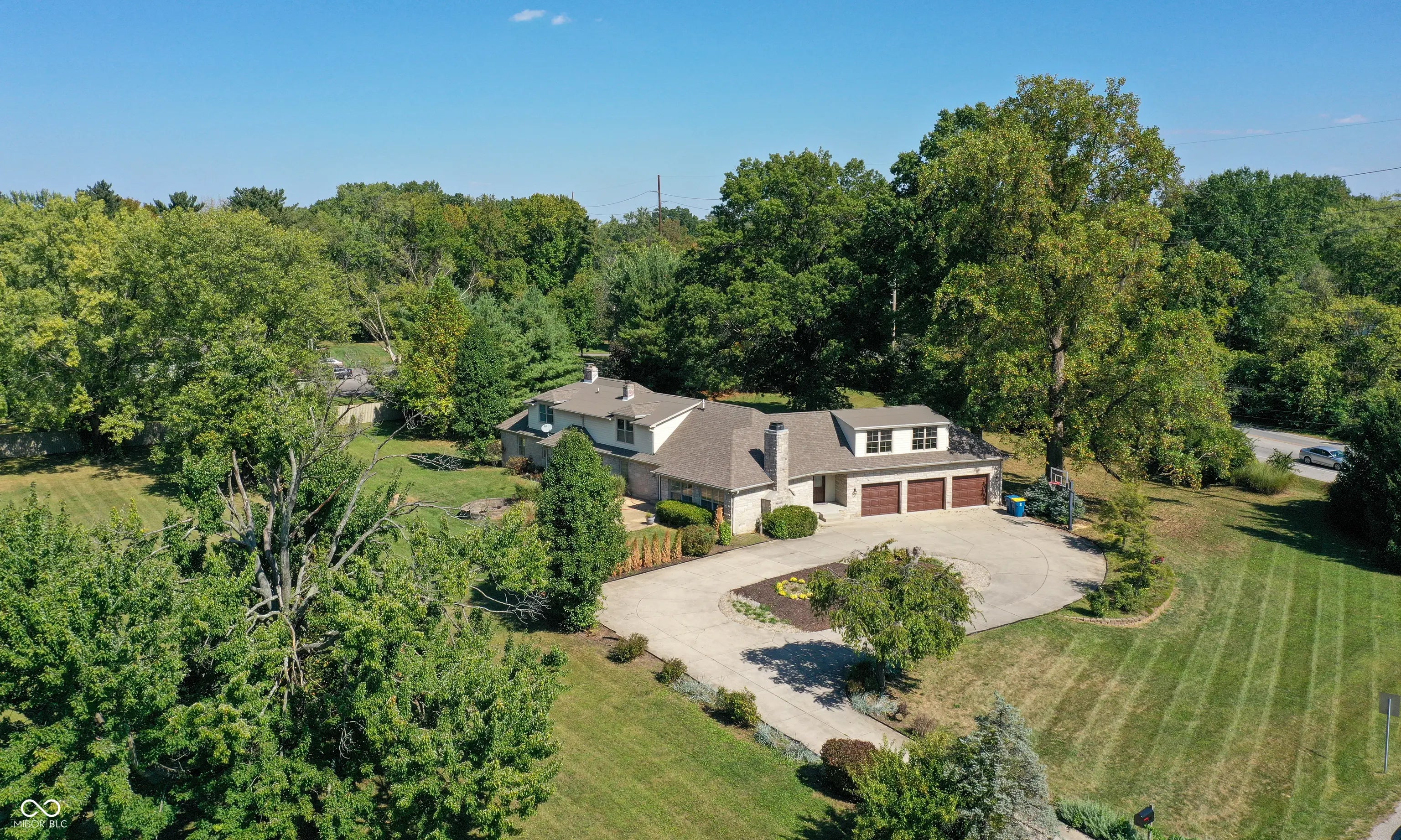 Photo of 6502 Allisonville Road Indianapolis, IN 46220