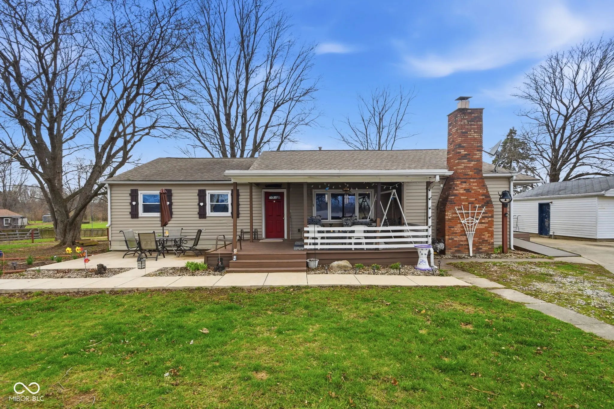 8621 S Cr 800 W, Daleville