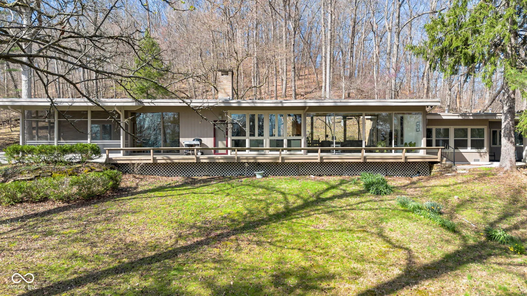 Photo of 9806 Raintree Drive N Columbus, IN 47201