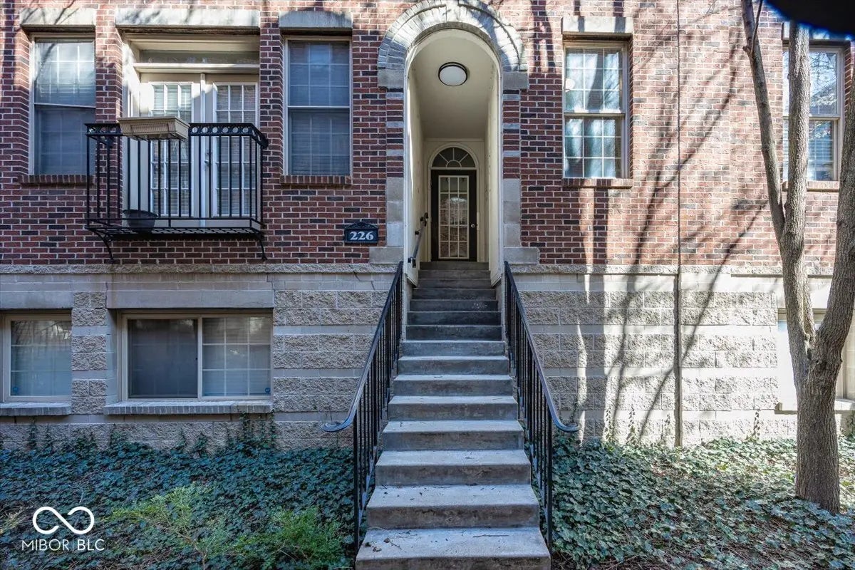 Photo of 226 N Cleveland Street B Indianapolis, IN 46204