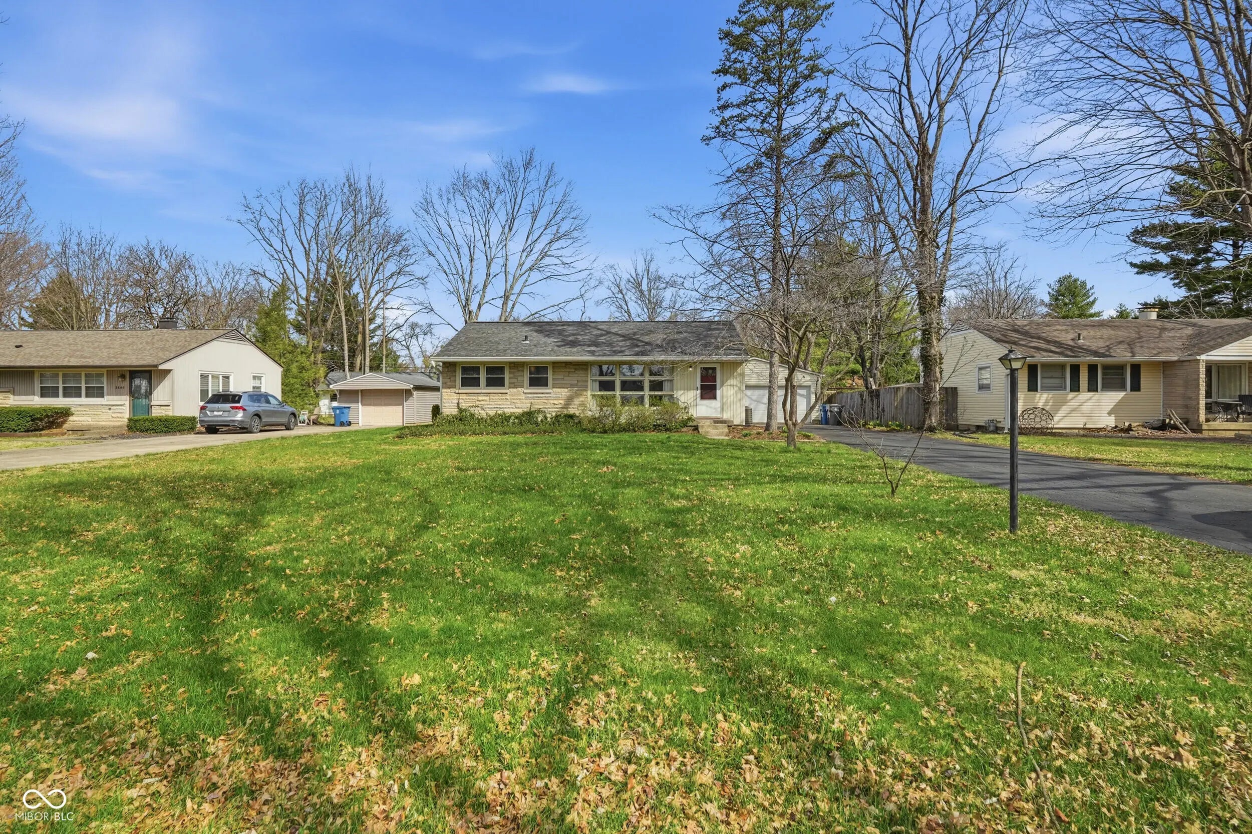 Photo of 2550 E 68th Street Indianapolis, IN 46220