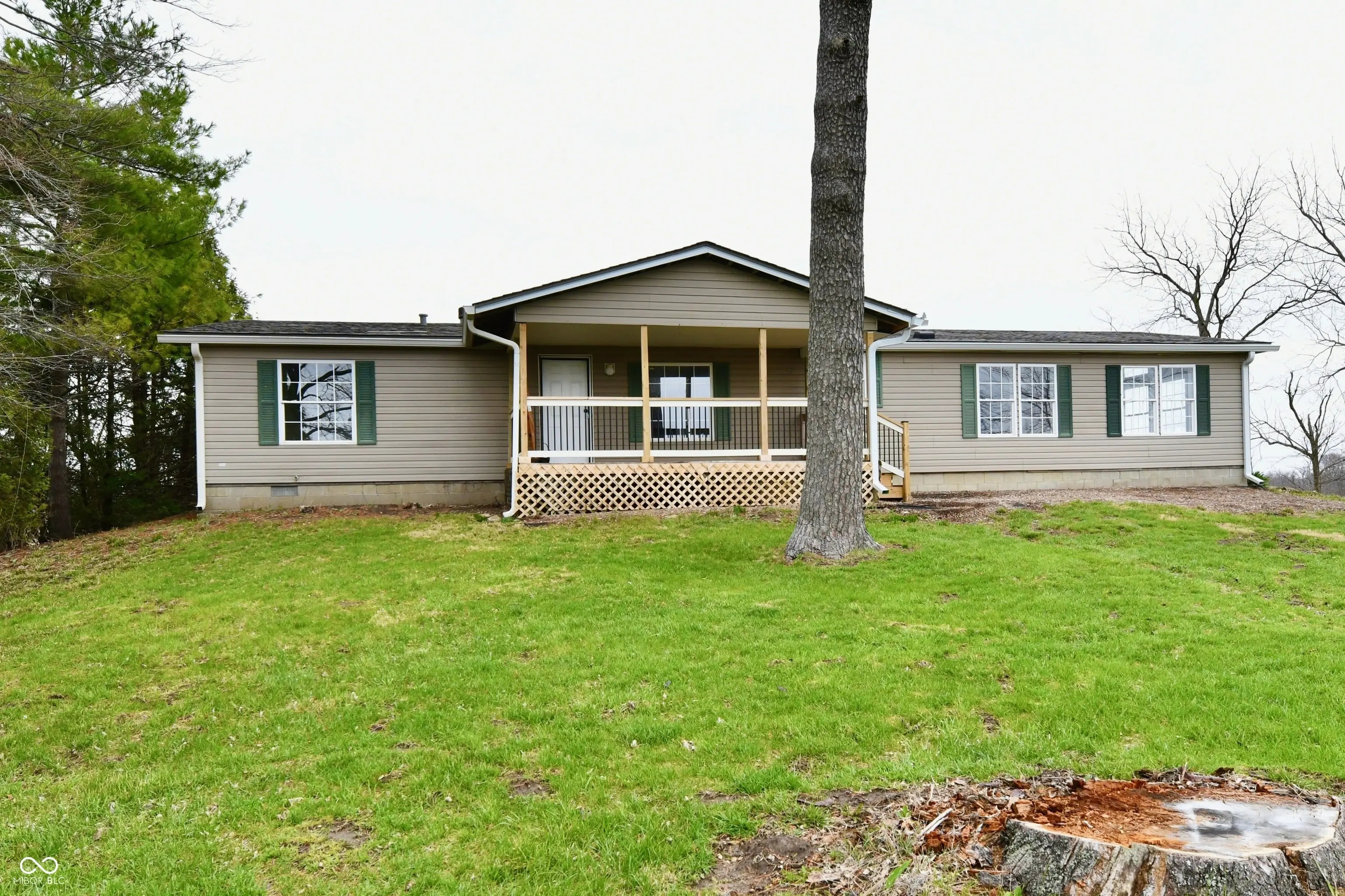 1906 W 1000 N, Knightstown