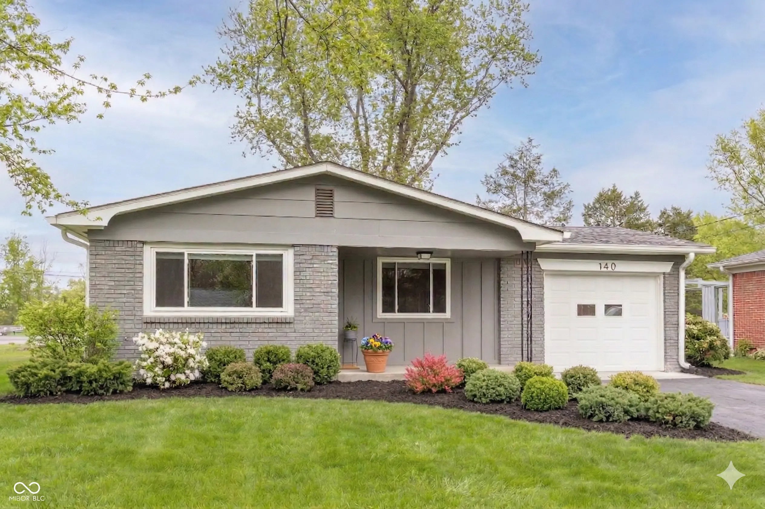 Photo of 140 N 9th Street Zionsville, IN 46077