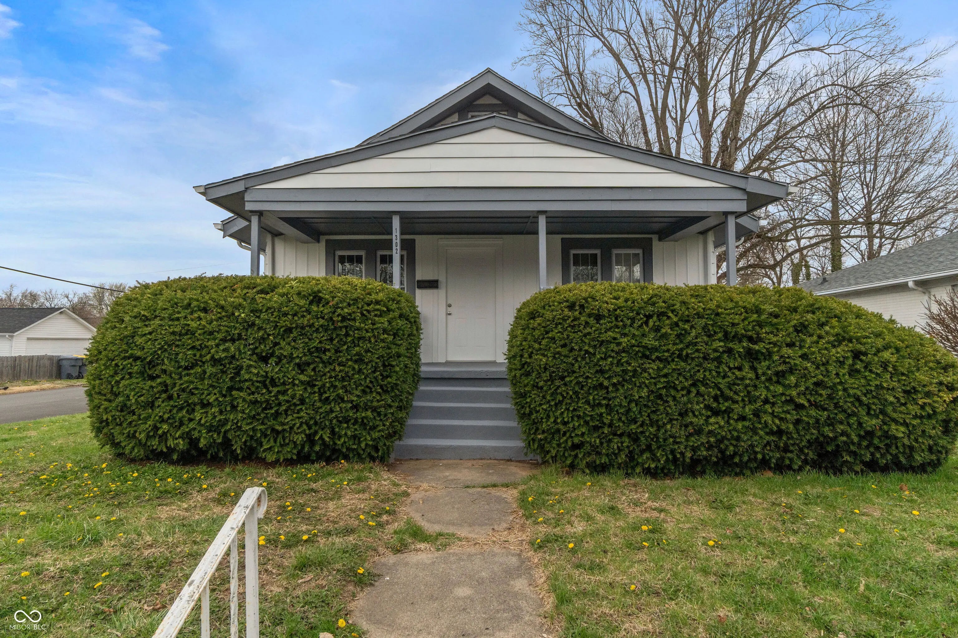 1302 E 8th Street, Anderson