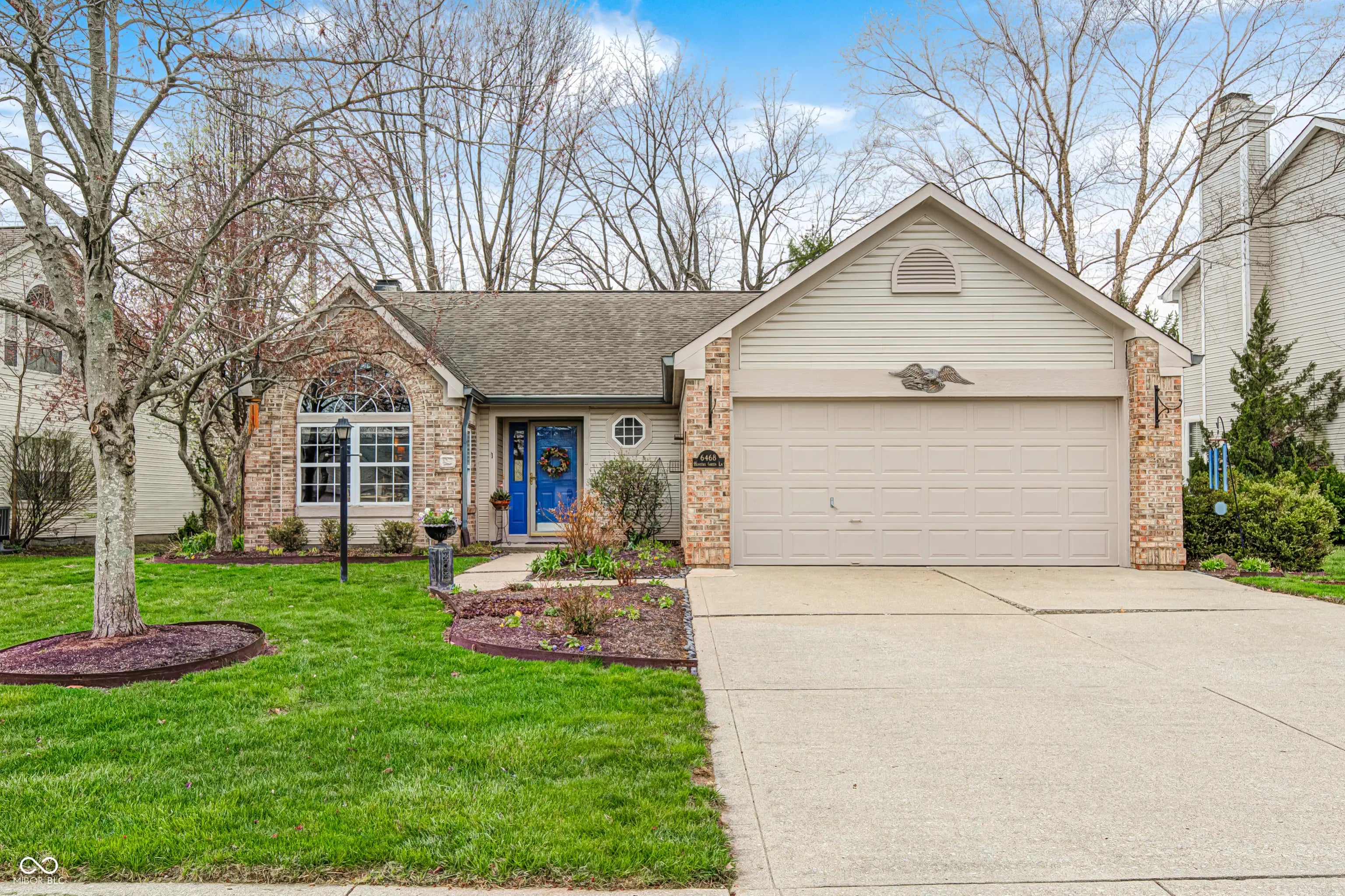 6468 Hunters Green Lane, Indianapolis