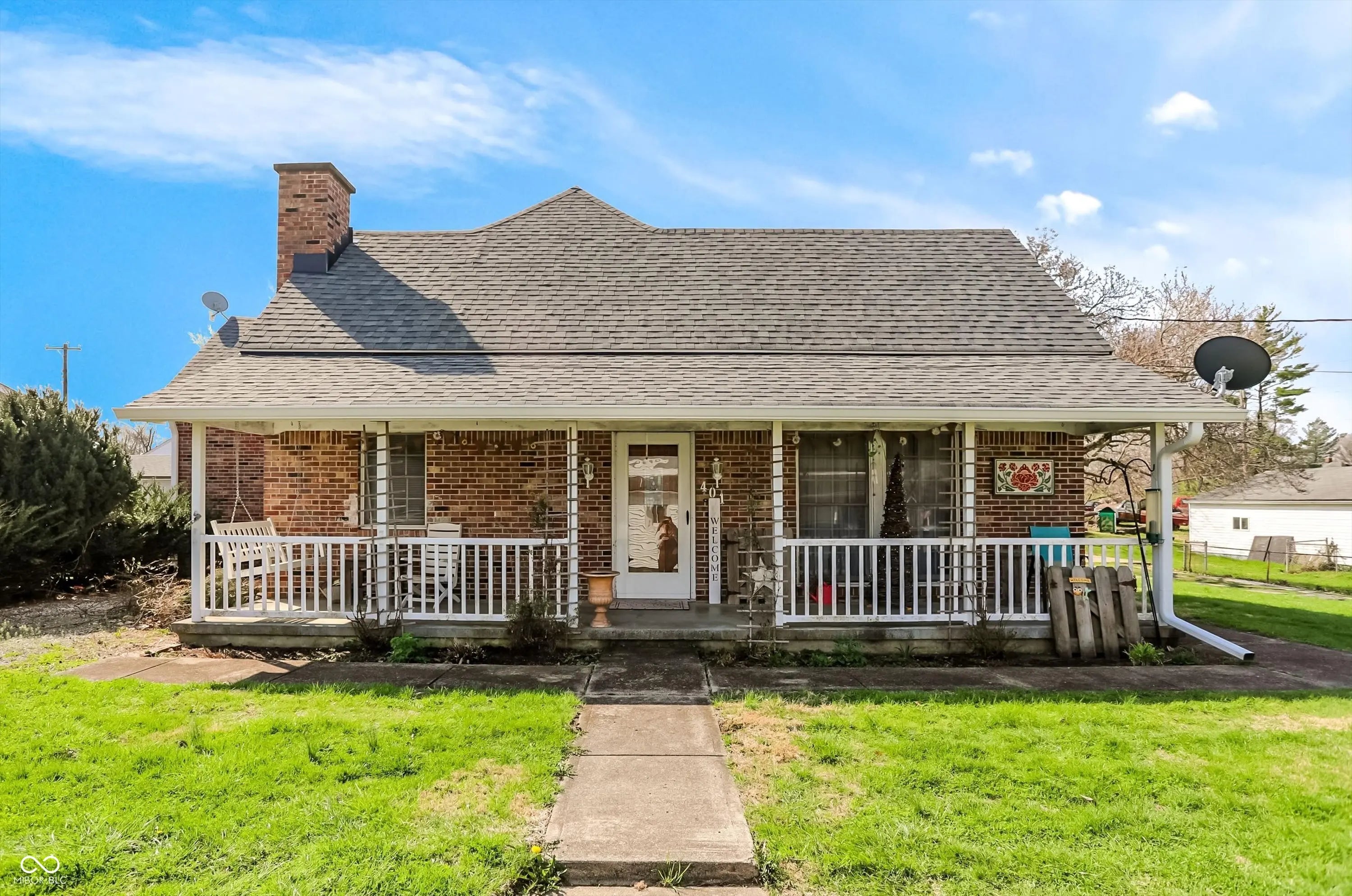 401 E Pearl Street, Waldron
