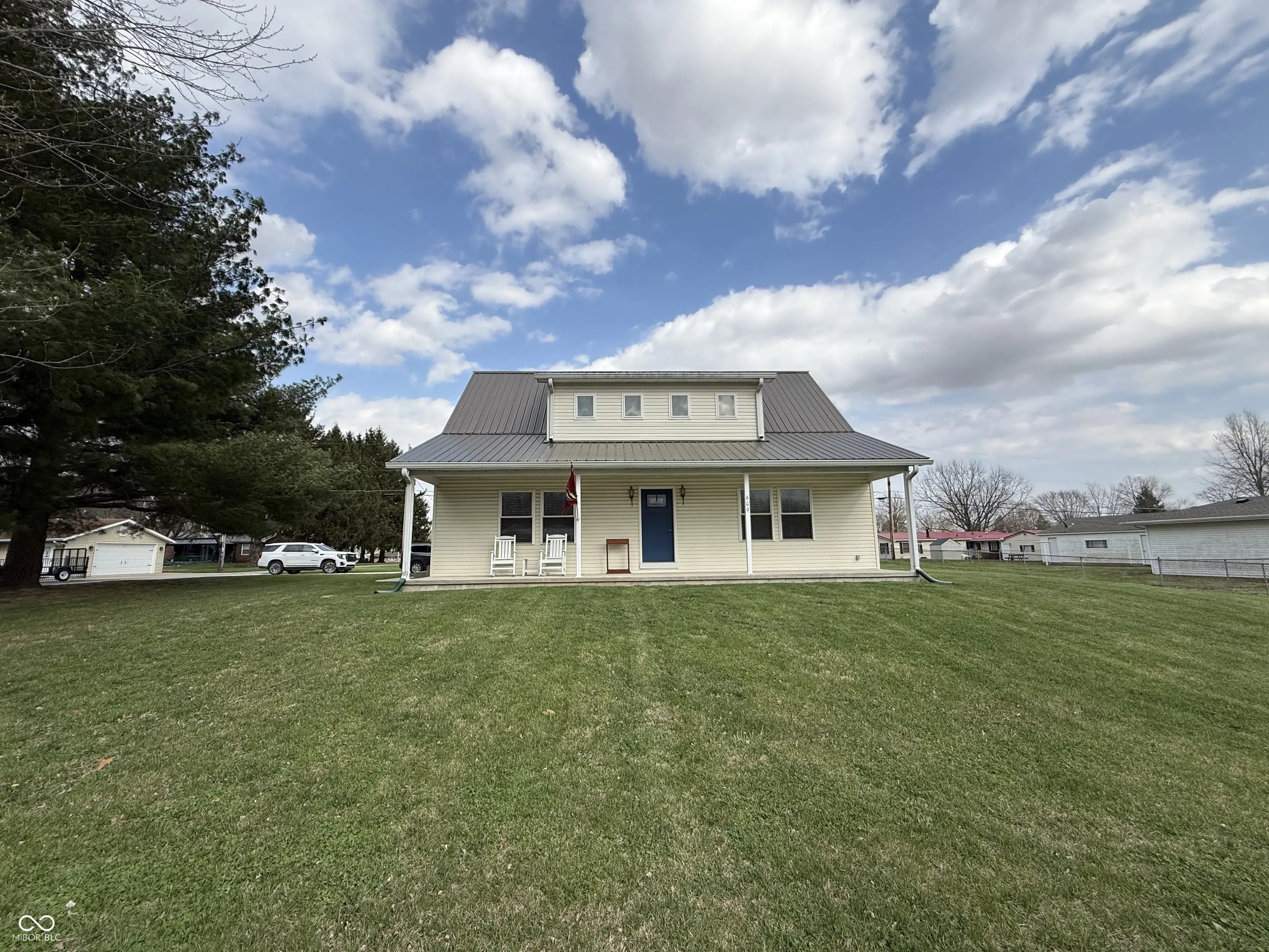 Photo of 609 N Maple Street Veedersburg, IN 47987