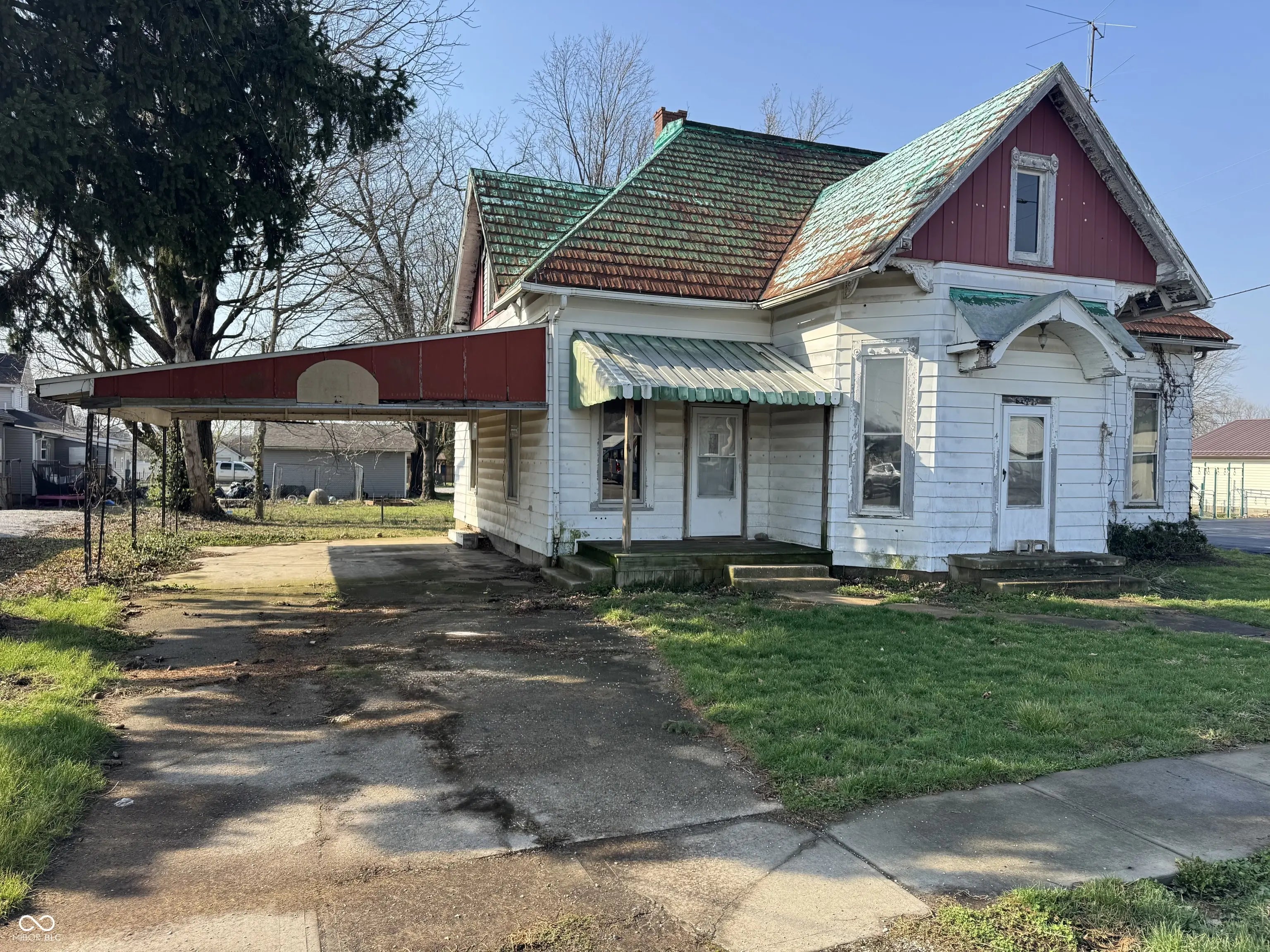 Photo of 4 W Water Street Cloverdale, IN 46120