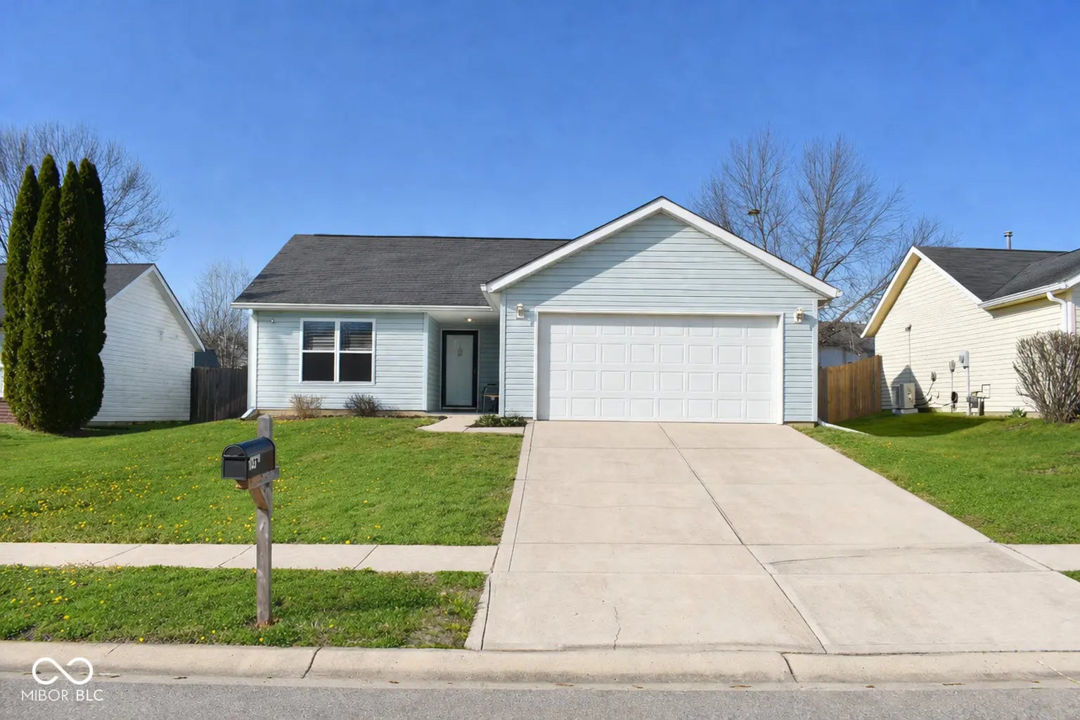 Photo of 850 E Marshall Drive Nineveh, IN 46164