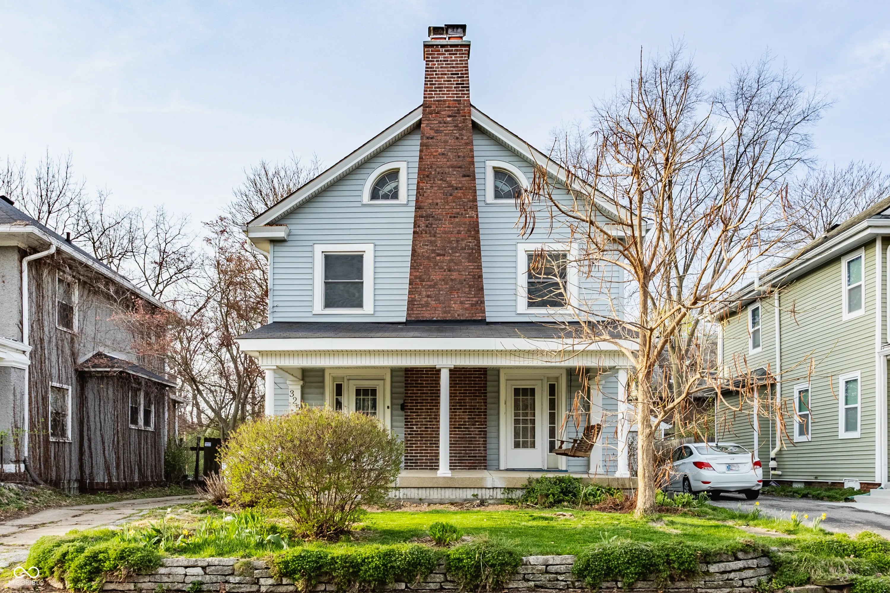 Photo of 325 E 37th Street Indianapolis, IN 46205