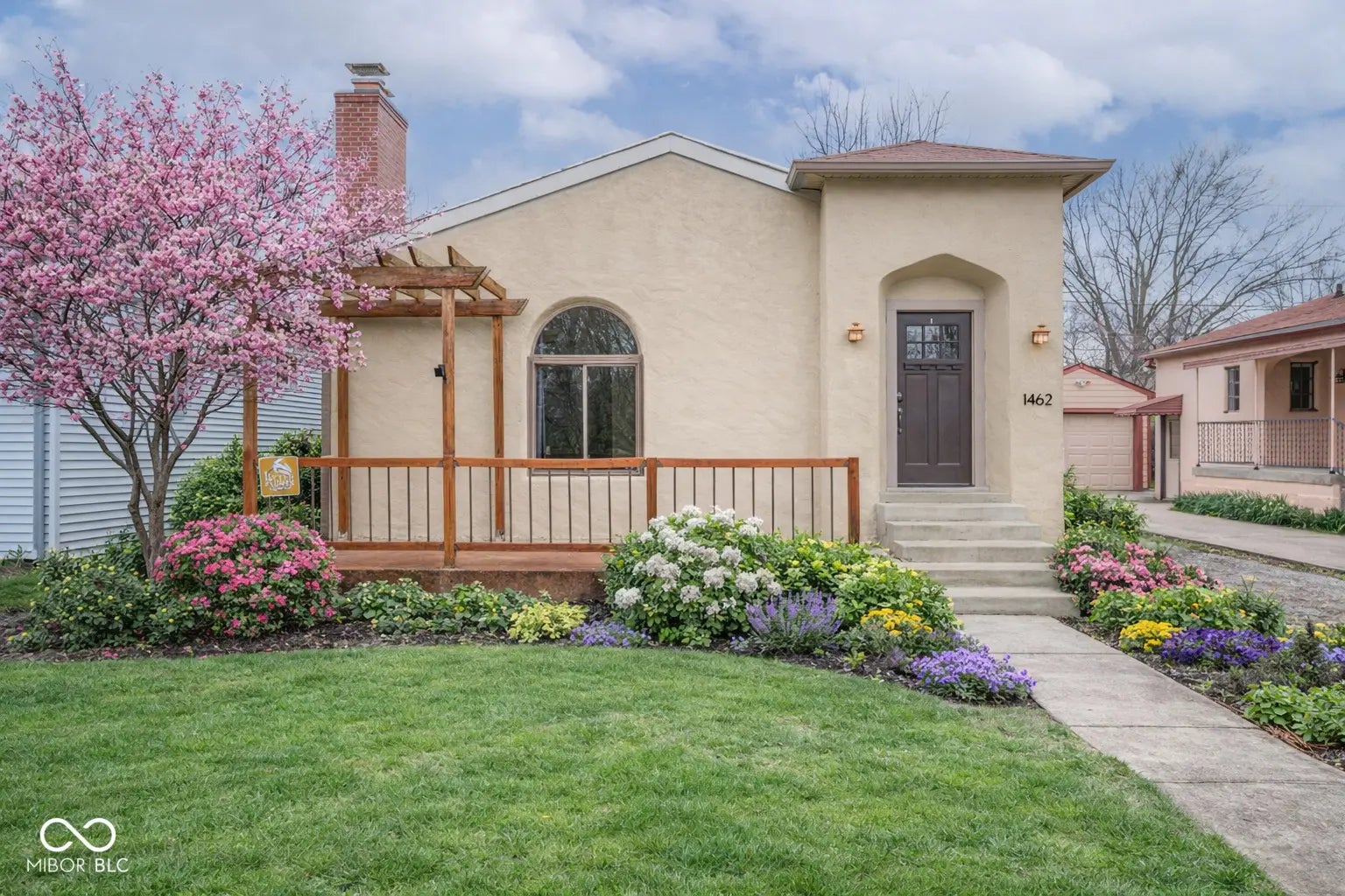 Photo of 1462 N Linwood Avenue Indianapolis, IN 46201